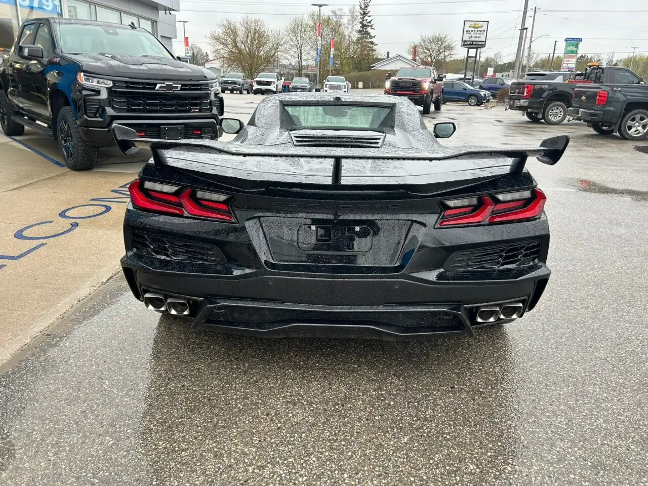 Chevrolet Corvette снимка Chevrolet Corvette