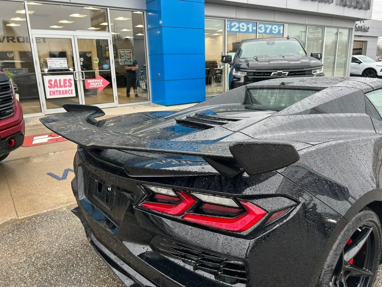 Chevrolet Corvette снимка Chevrolet Corvette