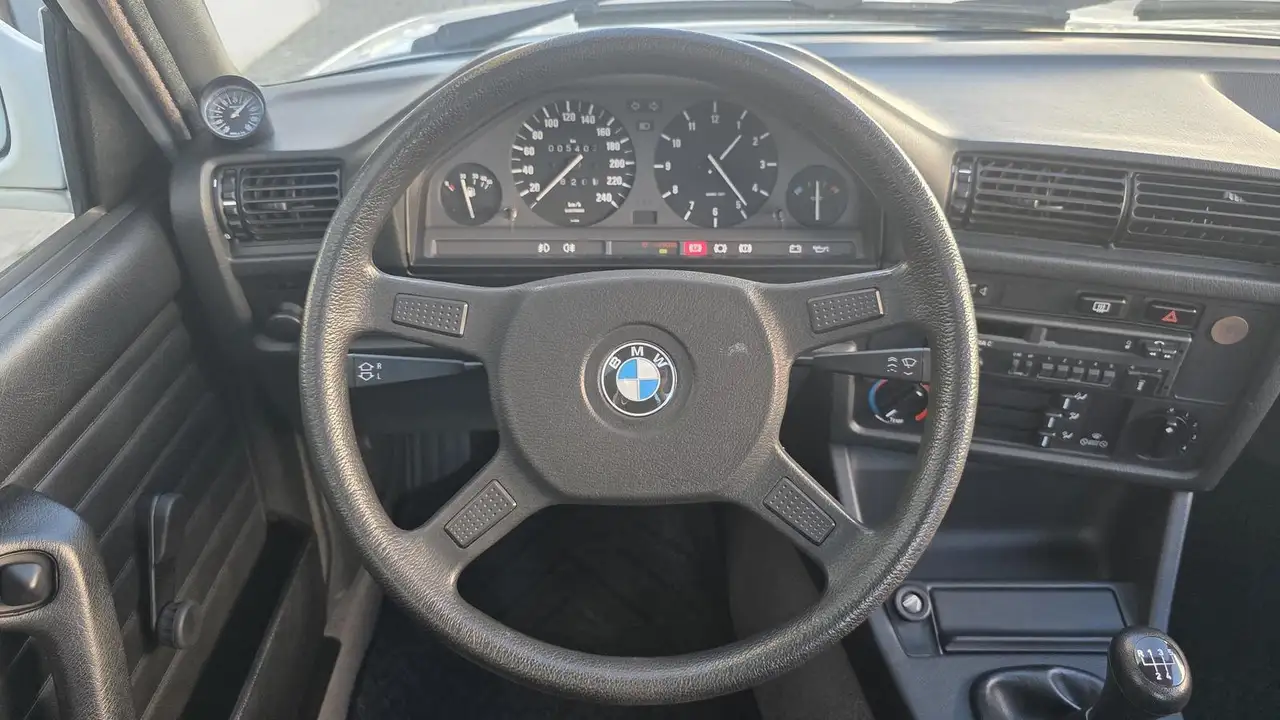 BMW 316 i 1.6 E30 5-GANG S-Dach Servo Oldtimer el.Spiegel, foto 12