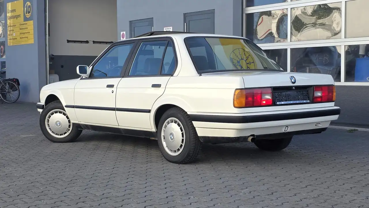 BMW 316 i 1.6 E30 5-GANG S-Dach Servo Oldtimer el.Spiegel, foto 4