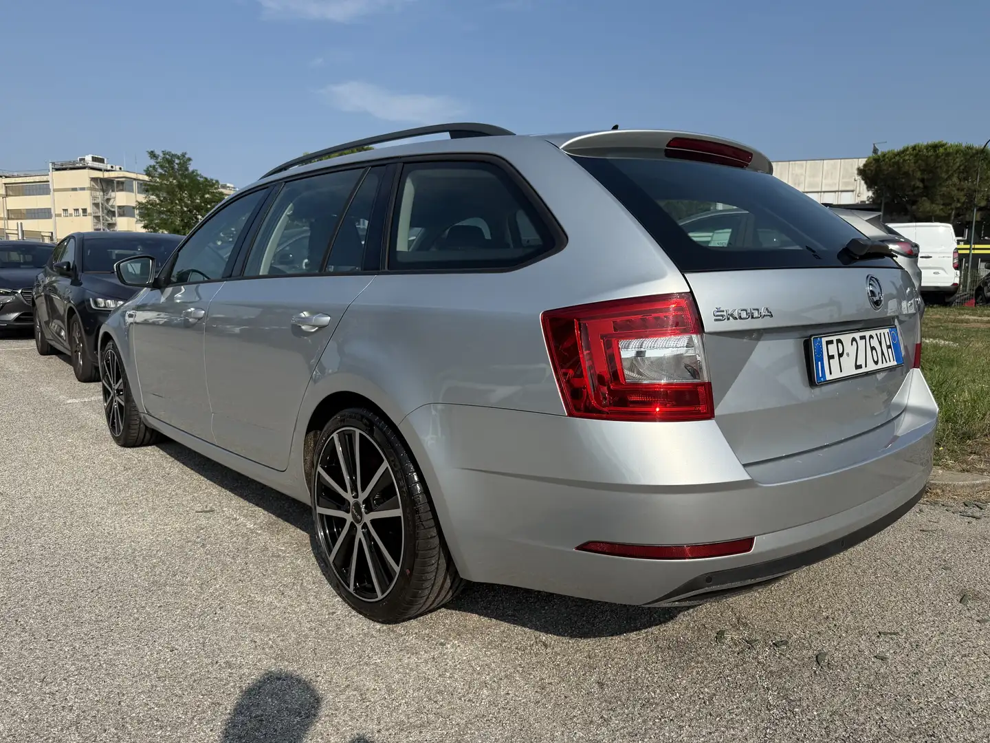 Skoda Octavia Wagon 1.6 tdi Style 115cv dsg - 2