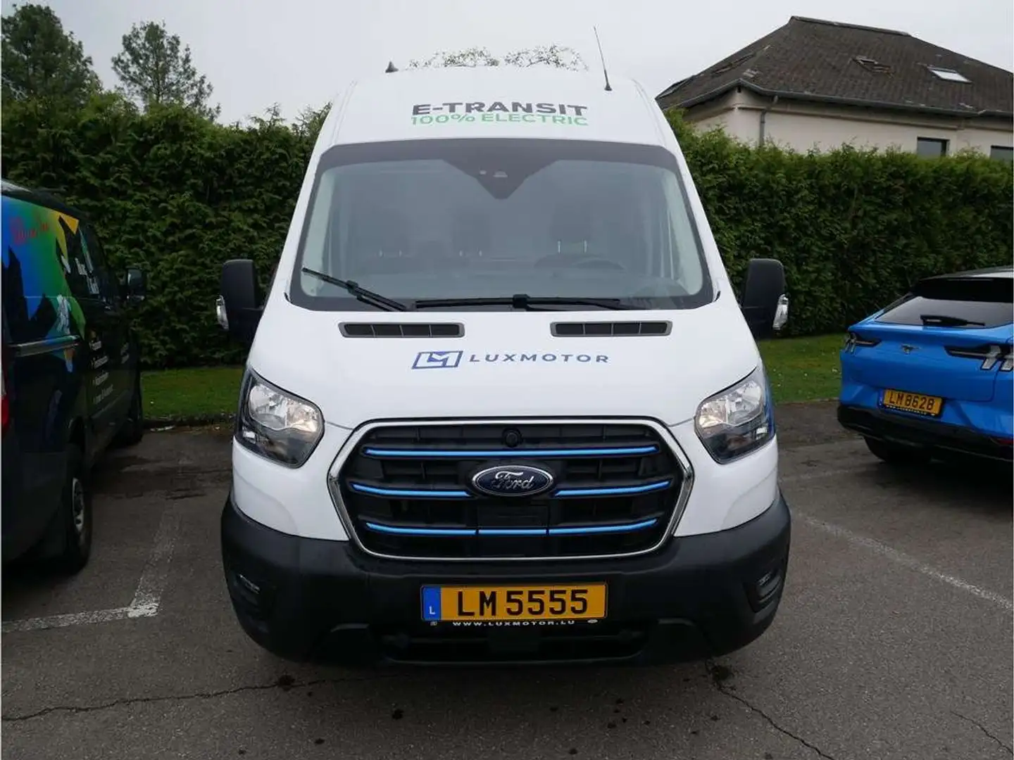 Ford Transit 2T 425E Fourgon Tole L4/H3 Trend Electric 67kW/198 Blanc - 1