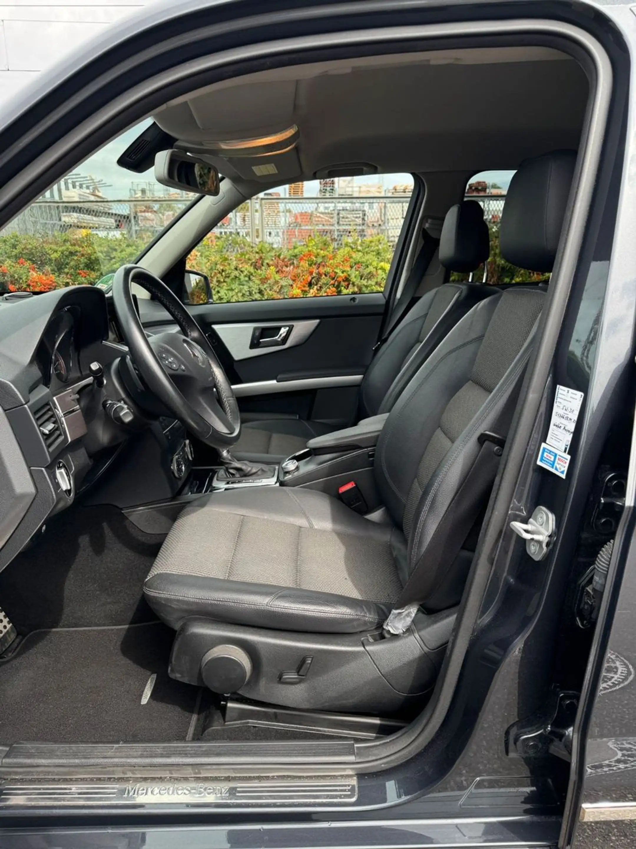Mercedes-Benz GLK 350 CDI AUT. 4 MATIC AHK KLIMA NAVI BI-XENON — photo 7
