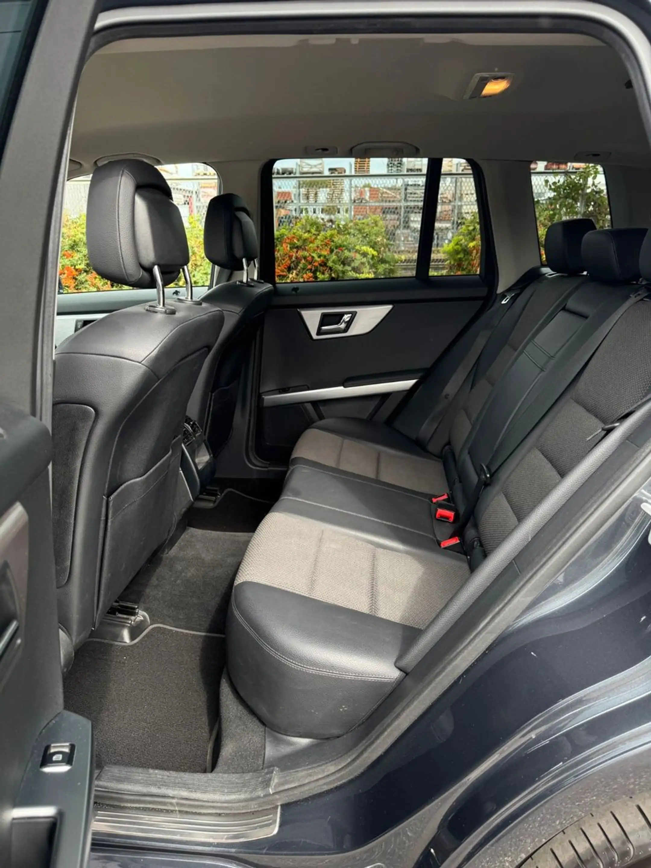 Mercedes-Benz GLK 350 CDI AUT. 4 MATIC AHK KLIMA NAVI BI-XENON — photo 12