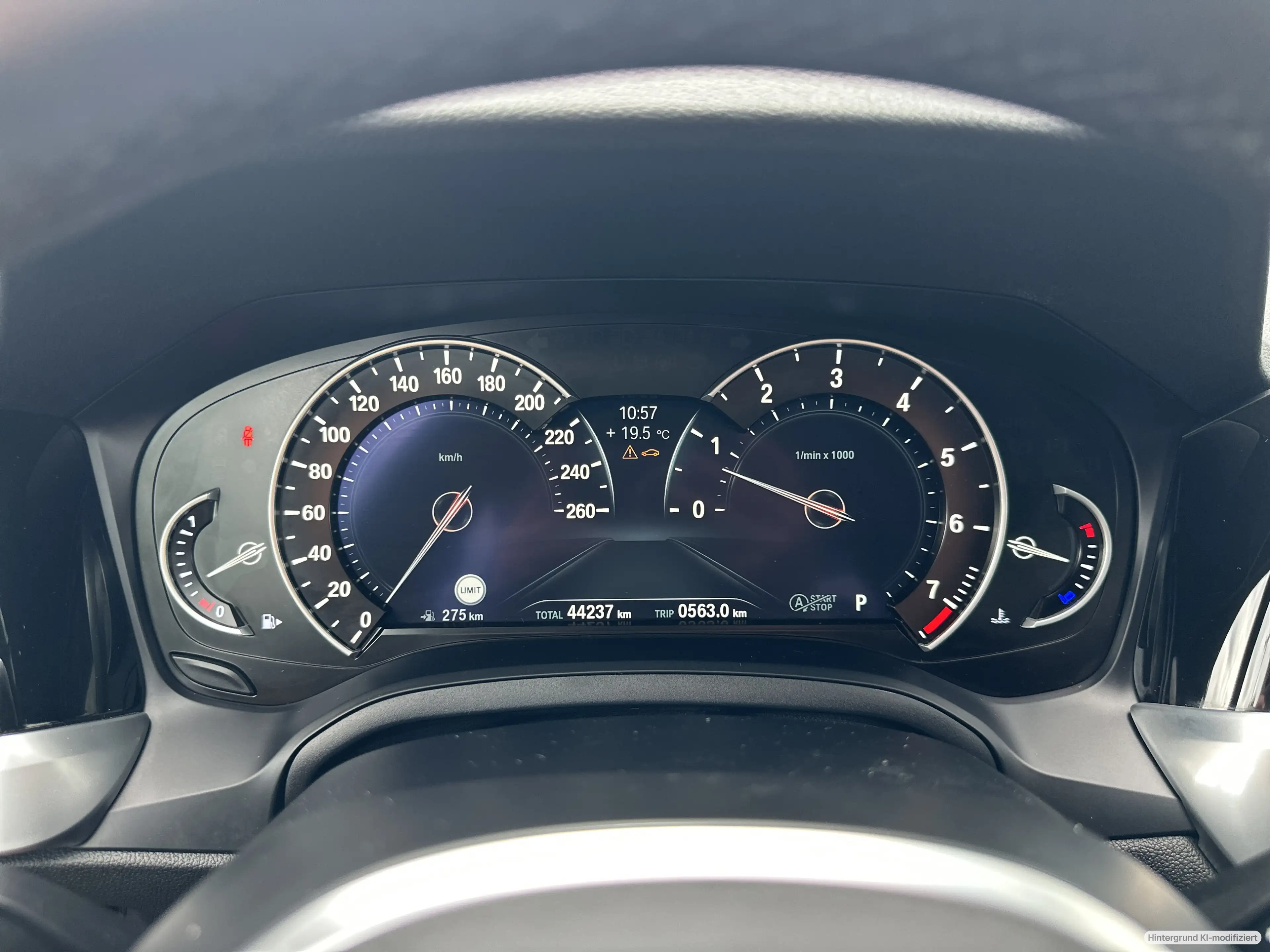 BMW 330 i xDrive Limo M Sport AHK Head-Up Tempomat DA SHZ — photo 9