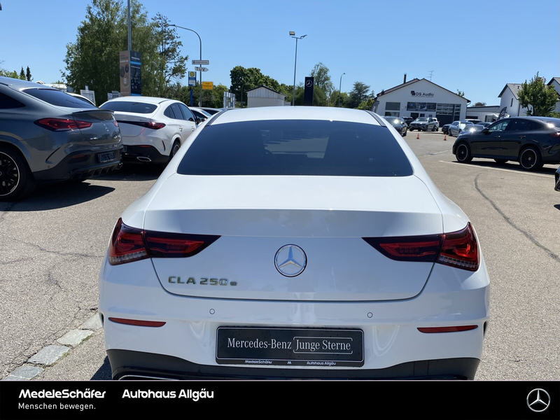 Mercedes-Benz CLA 250 CLA 250 e Coupé Multibeam Ambi Night Kam 19" LED — photo 4
