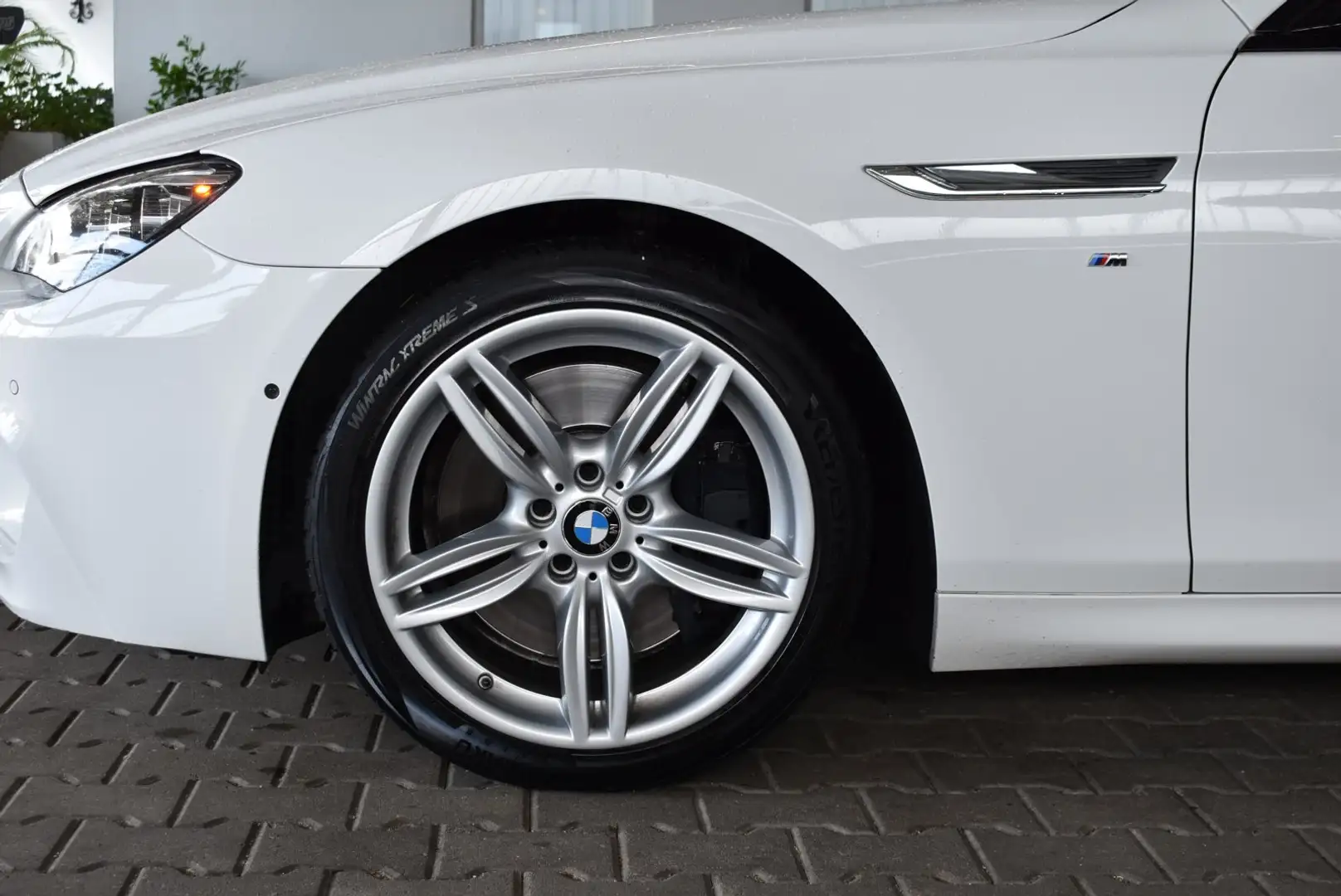 BMW 650 i xDrive Gran Coupe M-Sport HUD Pano Softclose Weiß - 2