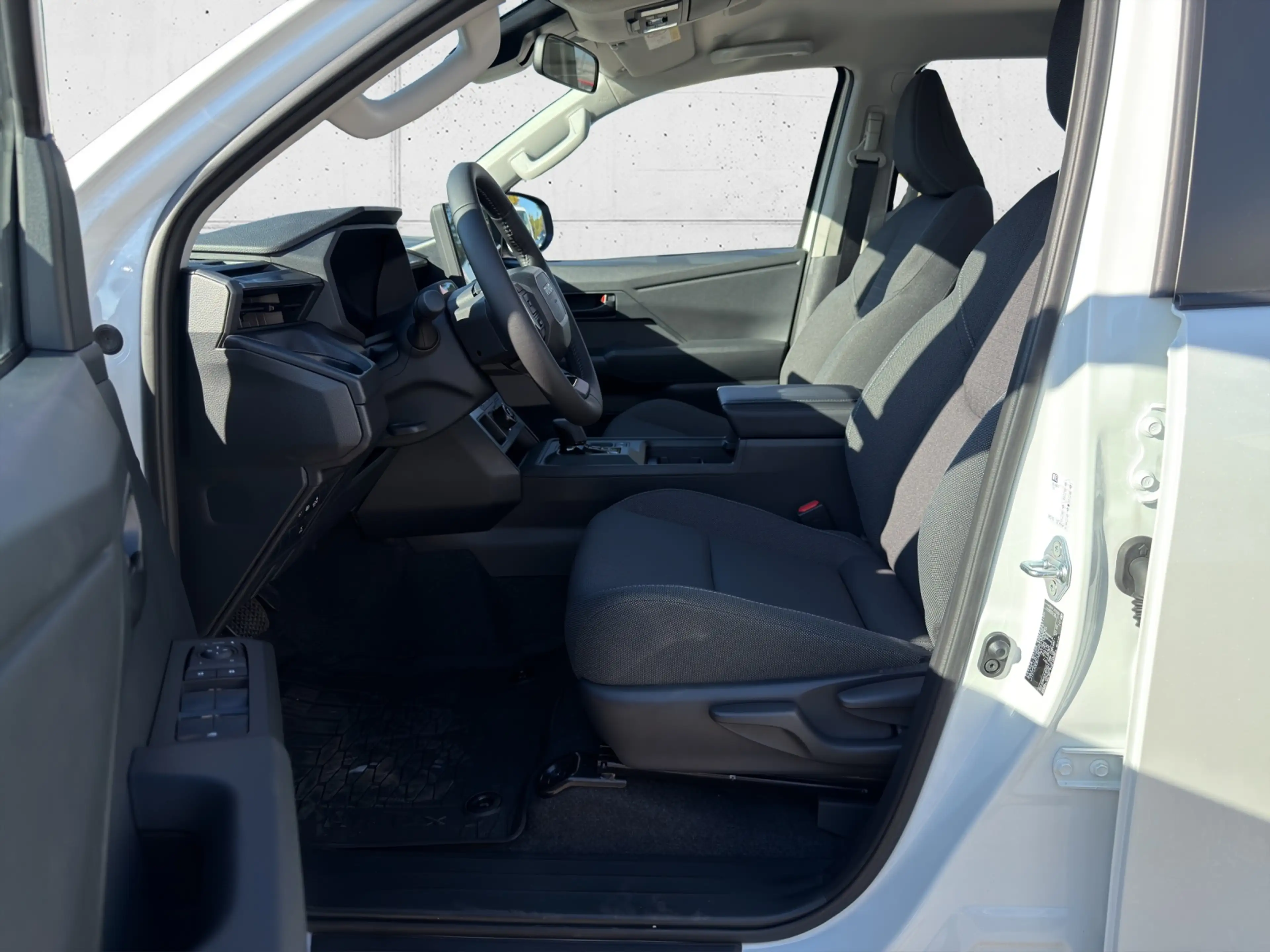 Toyota Hilux DK Elektro 4WD Duty 59kwH 4t. — photo 7