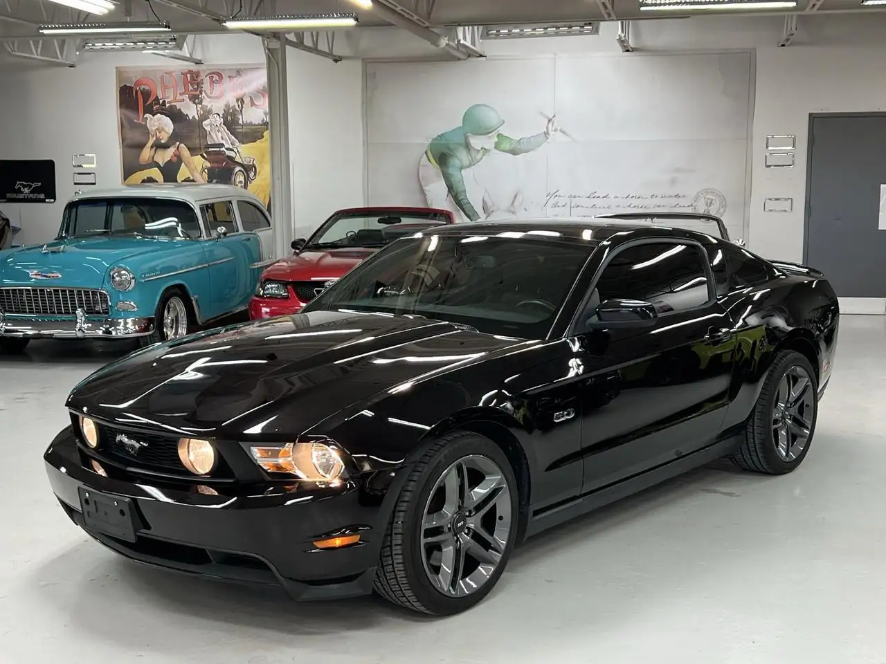Ford Mustang снимка Ford Mustang
