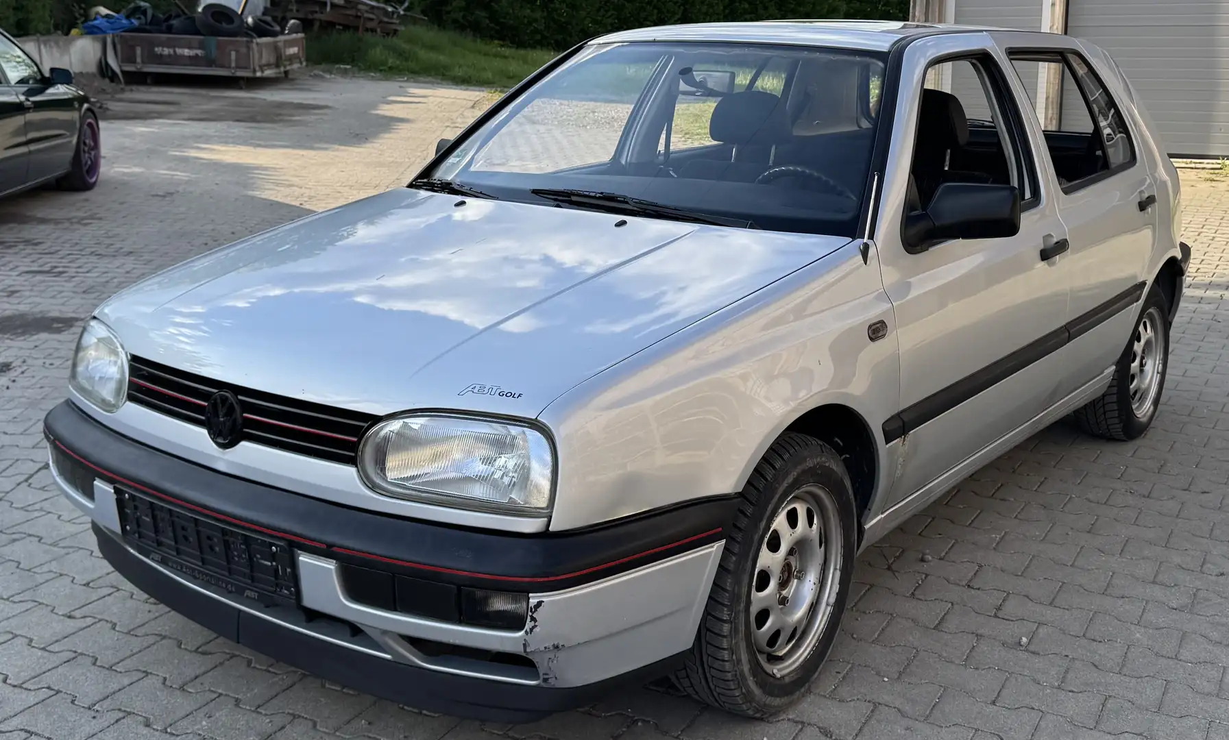 Volkswagen Golf Golf 3 CL 1.4L - Vieles neu (siehe Beschreibung) Gümüş rengi - 1