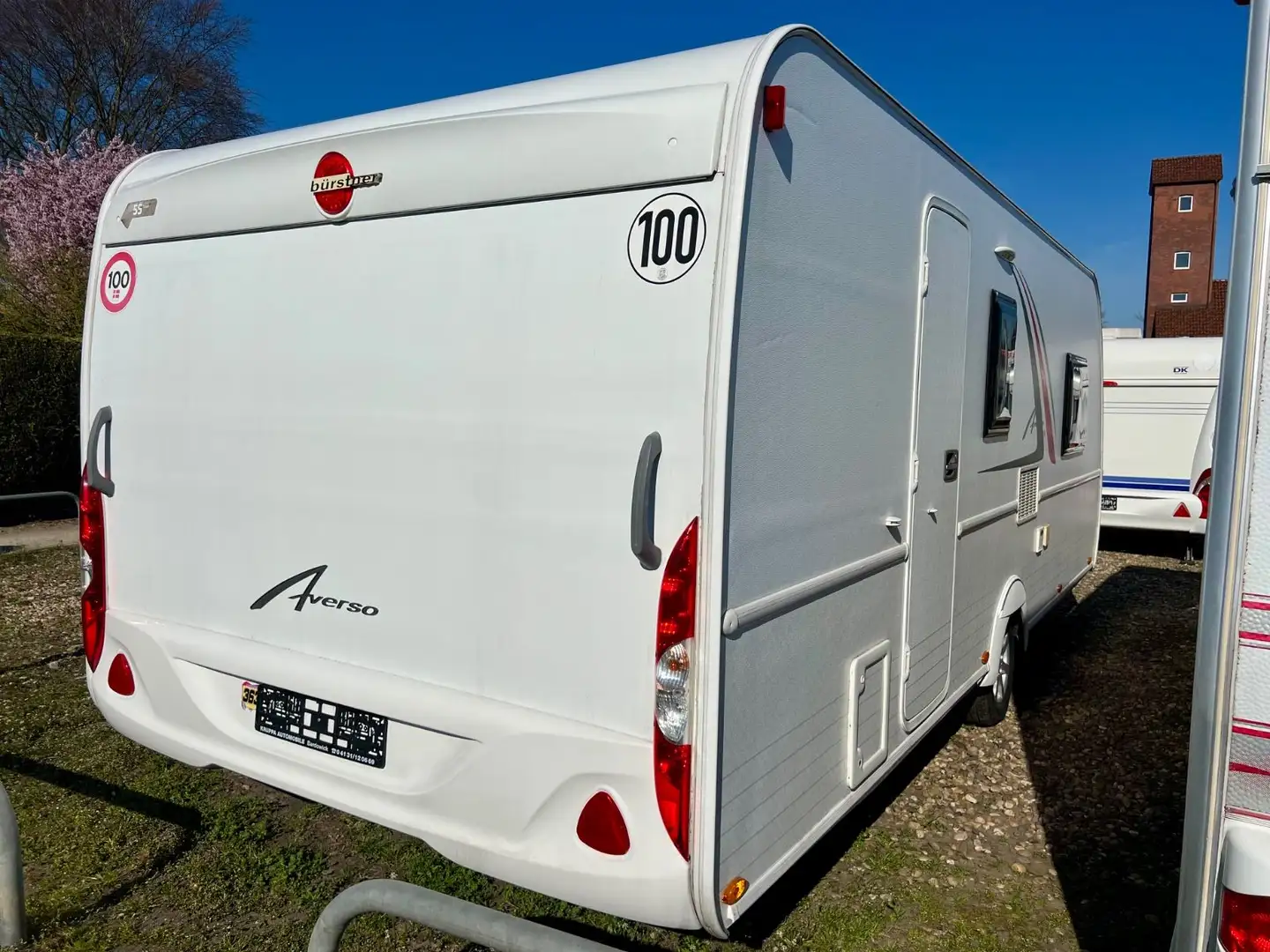 Bürstner 560 TKM Etagen Festbett Vorzelt separate Dusche Wit - 2