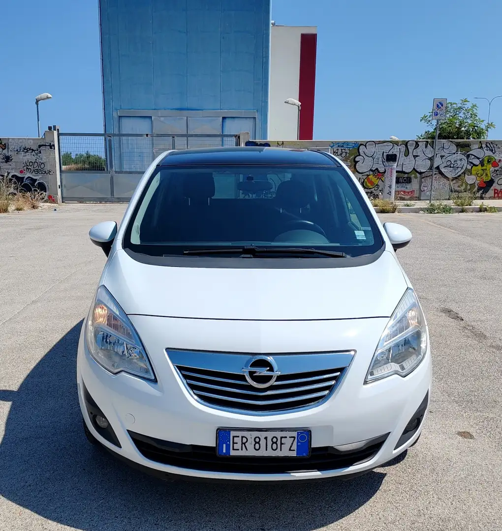 Opel Meriva 1.4t Cosmo Gpl-tech 120cv. Neopatentati - 2