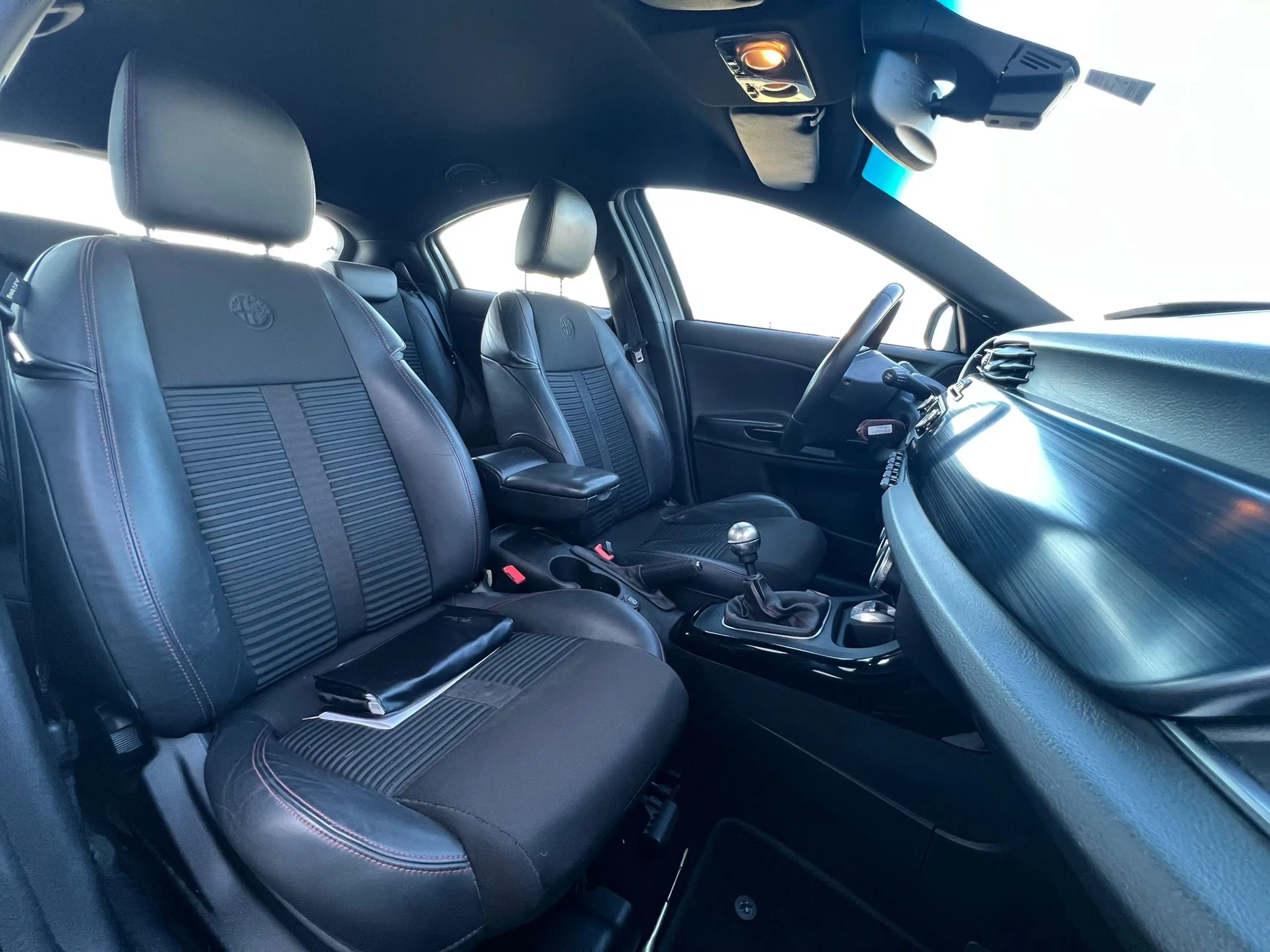 Alfa Romeo Giulietta 1,4 TB Distinctive ID:94 — photo 9