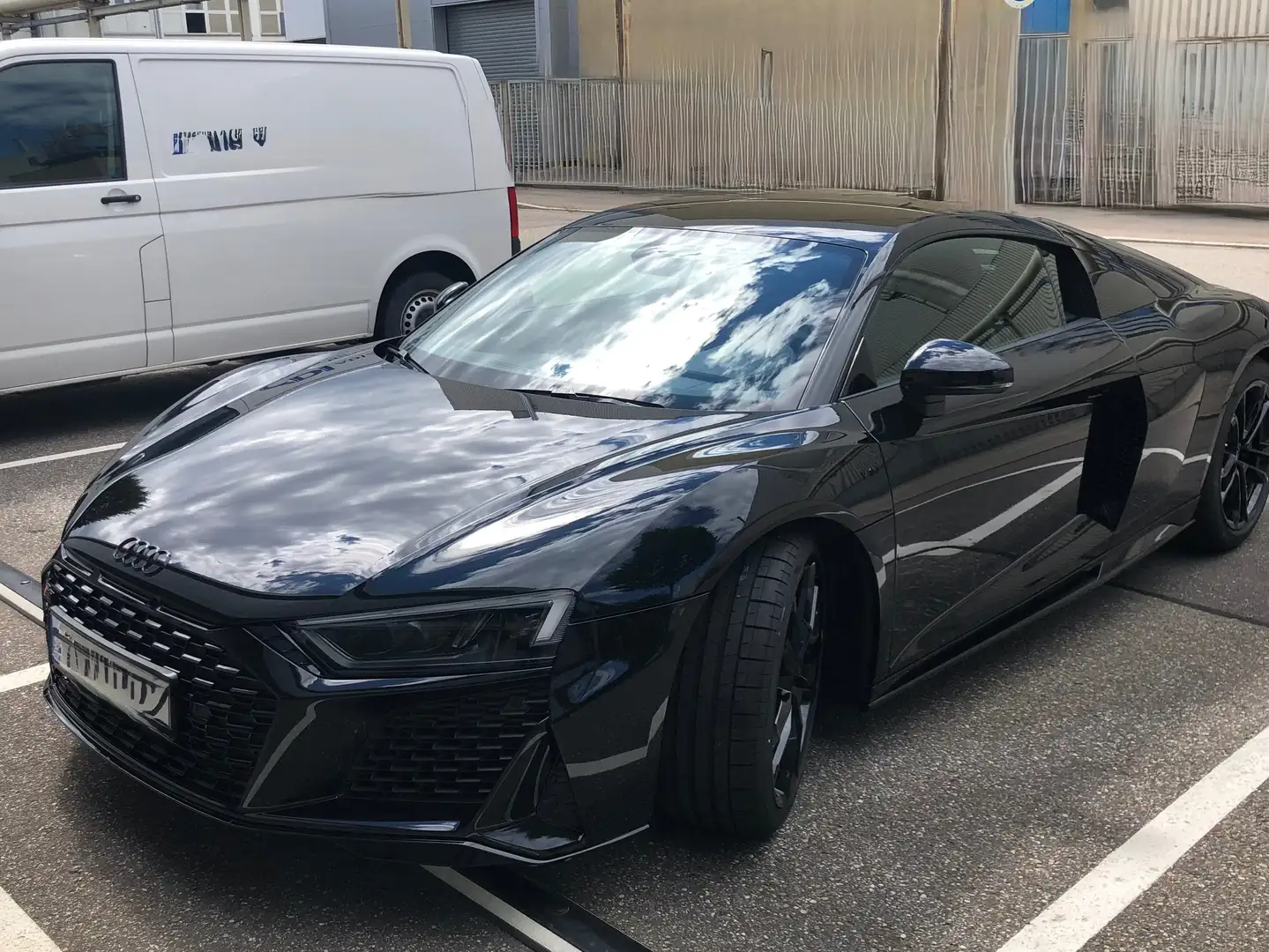 Audi R8 R8 V10 5.2 FSI RWD S tronic - 1