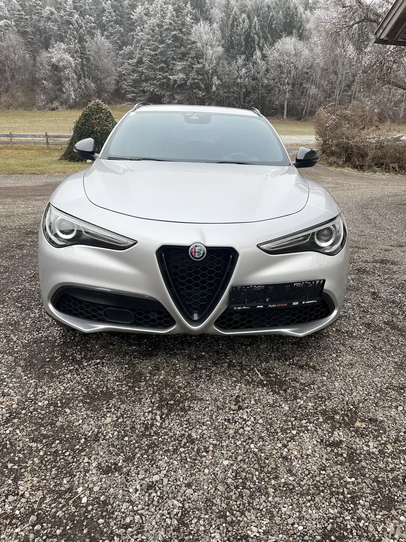 Alfa Romeo Stelvio Super 2,2 ATX AWD - 1