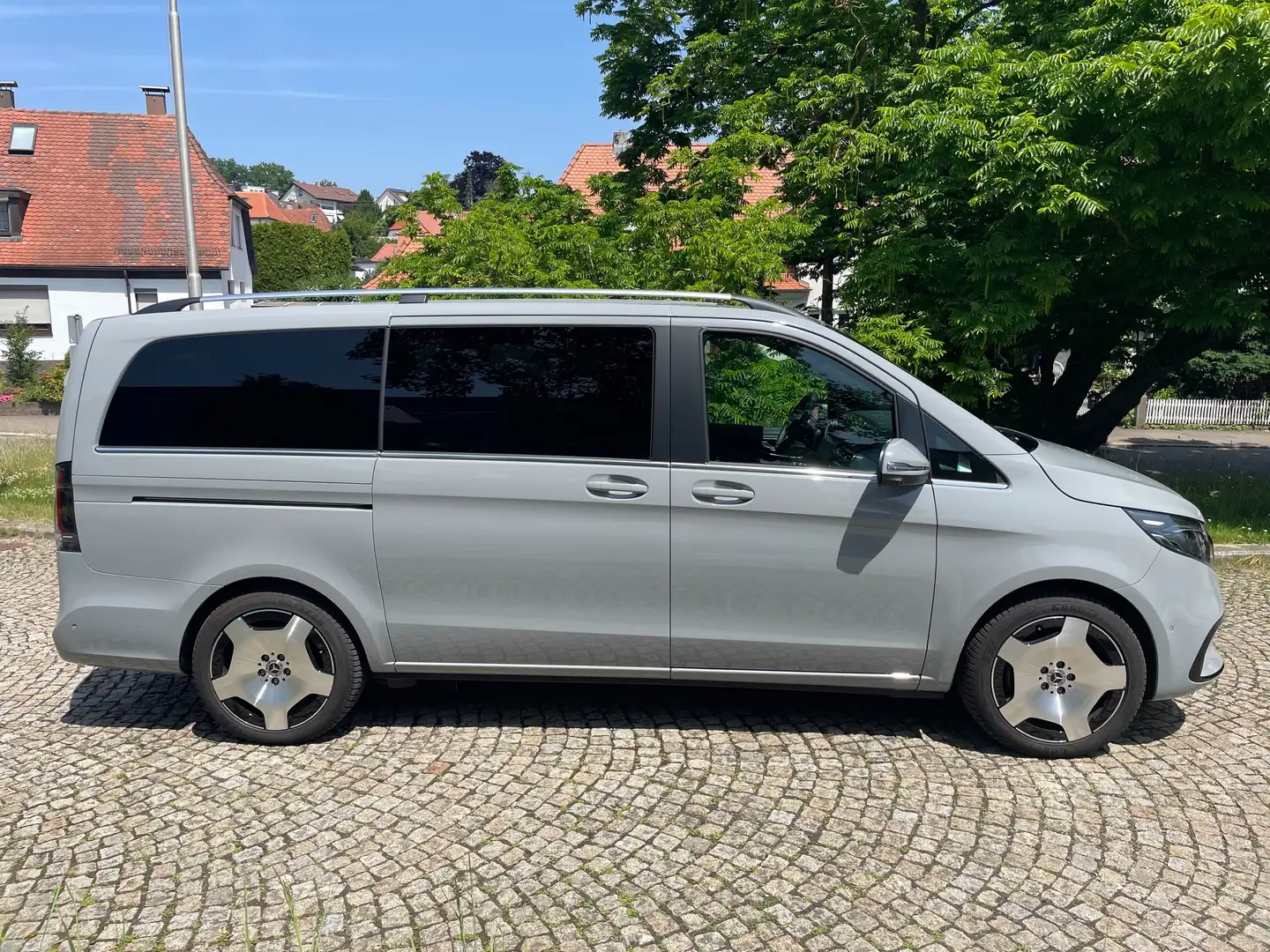 Mercedes-Benz V 250 V 250 d lang 9G-TRONIC Avantgarde Grau - 1