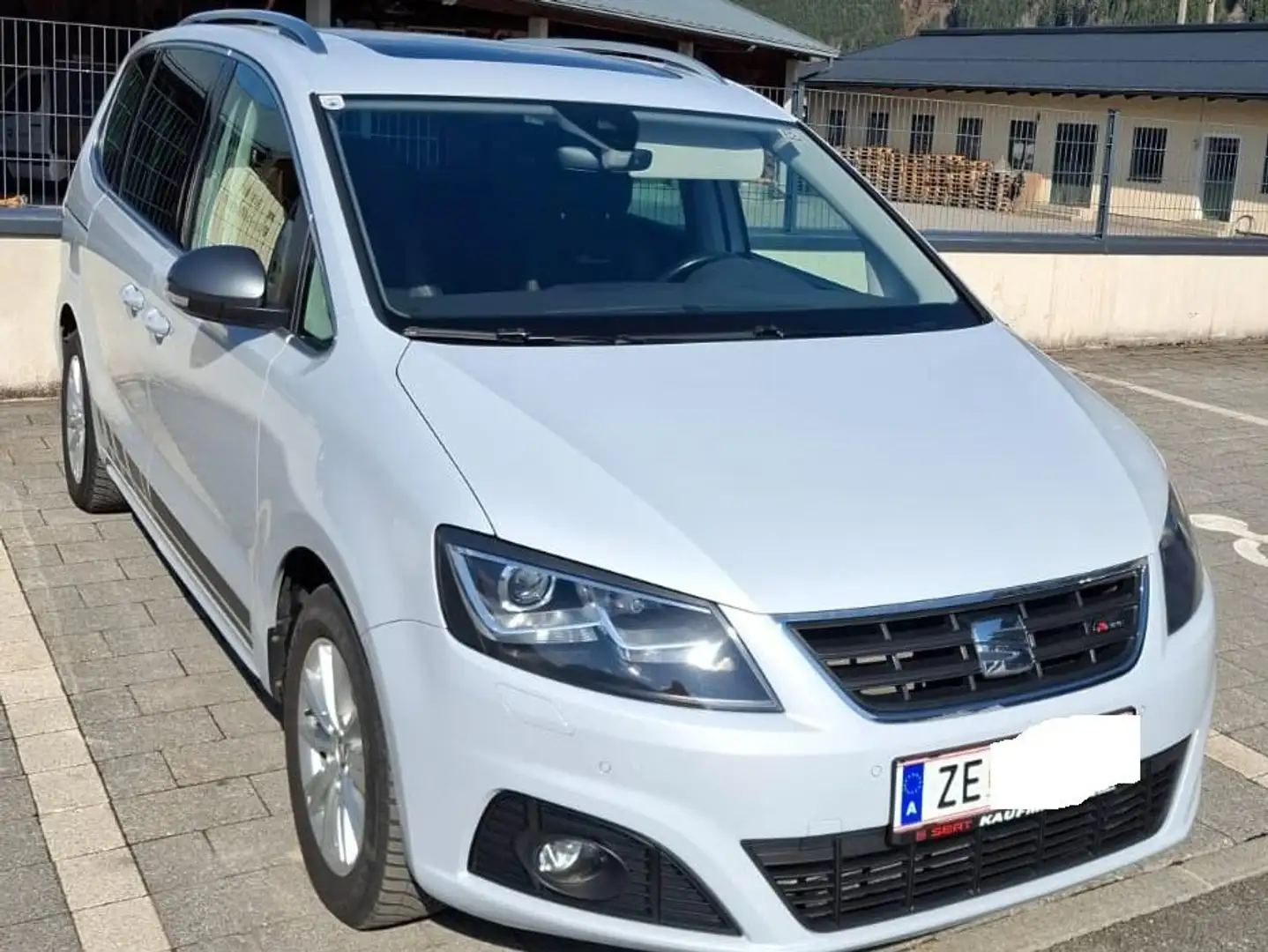 SEAT Alhambra Alhambra FR 2,0 TDI DSG FR Weiß - 1