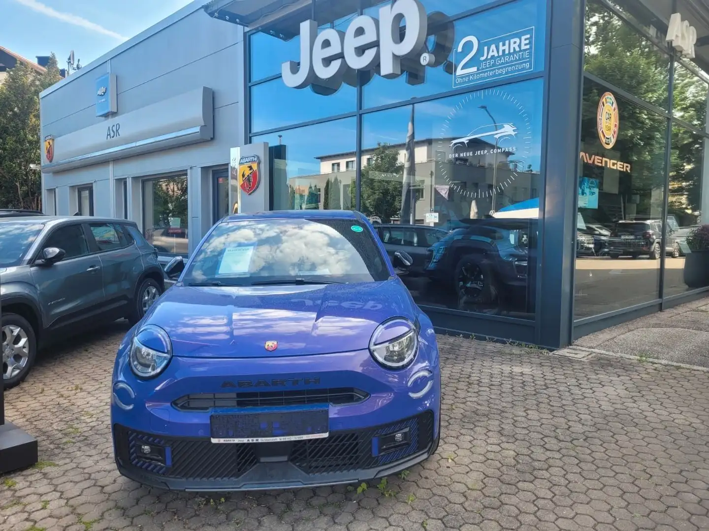Abarth 600e 600 e 207 kW Scorpionissima Blauw - 1