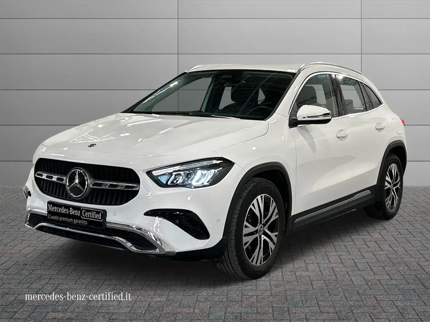 Mercedes-Benz GLA 180 d Progressive Advanced auto Bianco - 1