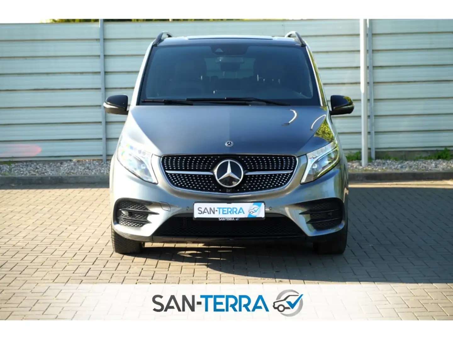 Mercedes-Benz V 300 d AVANTGARDE AMG 4M EXTRALANG LEDER*MULTI-LENKRAD* Grijs - 2