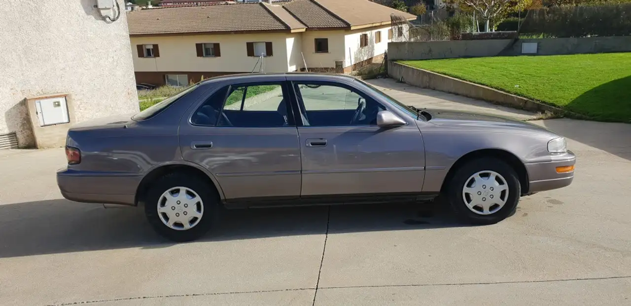 Toyota Camry Berlina Automático de 4 Puertas, foto 6