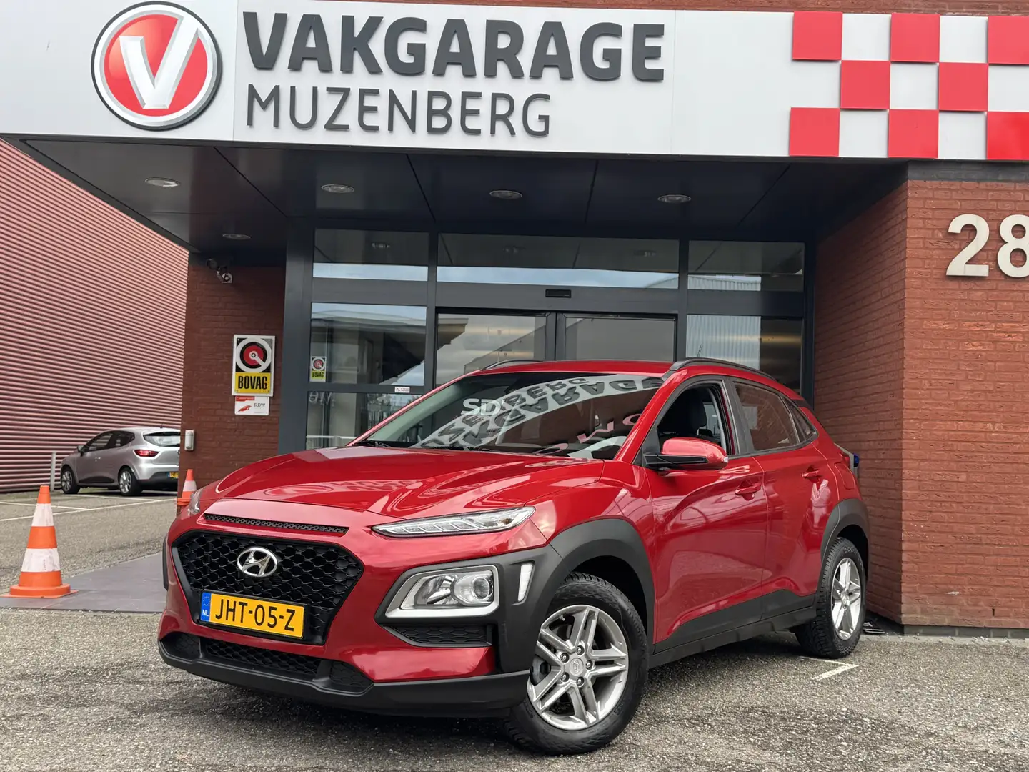 Hyundai KONA 1.0 T-GDI Comfort // CAMERA+SENSOREN // APPLE-ANDR Rood - 1