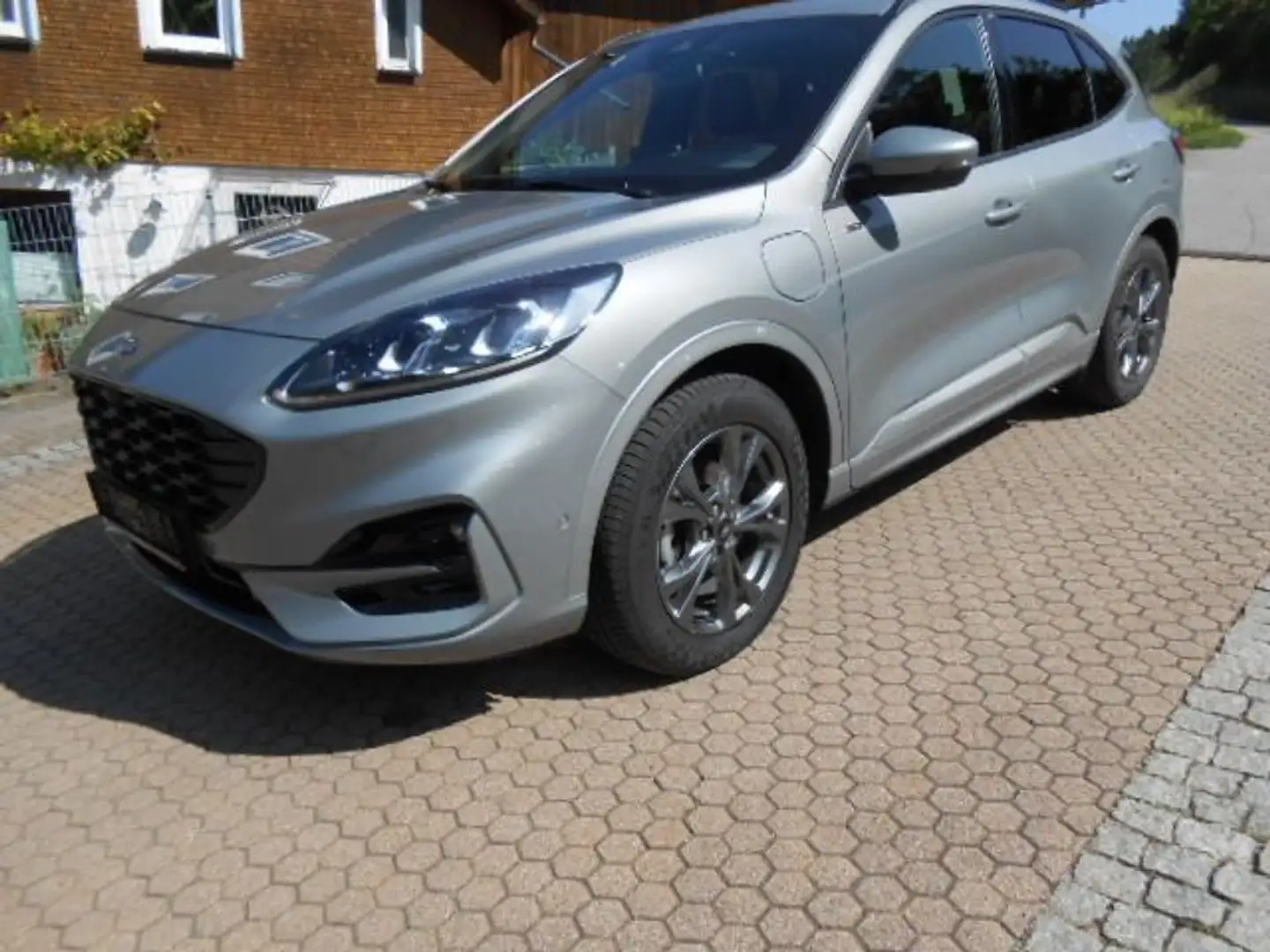 Ford Kuga Plug-In Hybrid ST-Line X Silber - 1