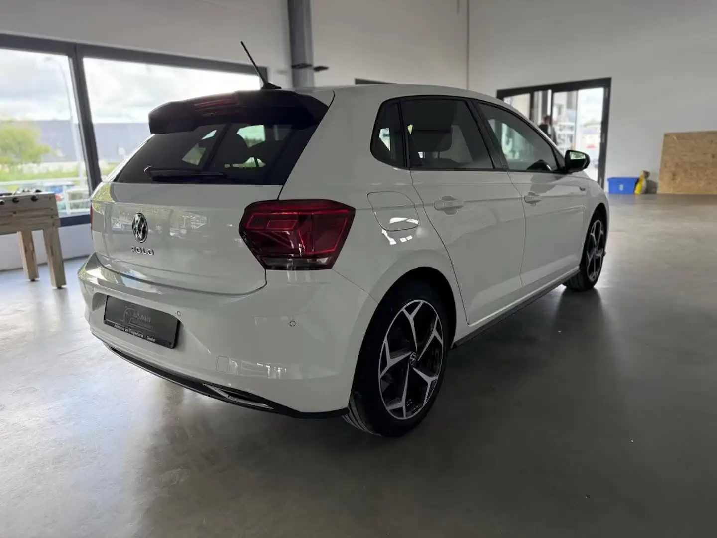 Volkswagen Polo Polo 1.6 16S 105 Sportline - 1
