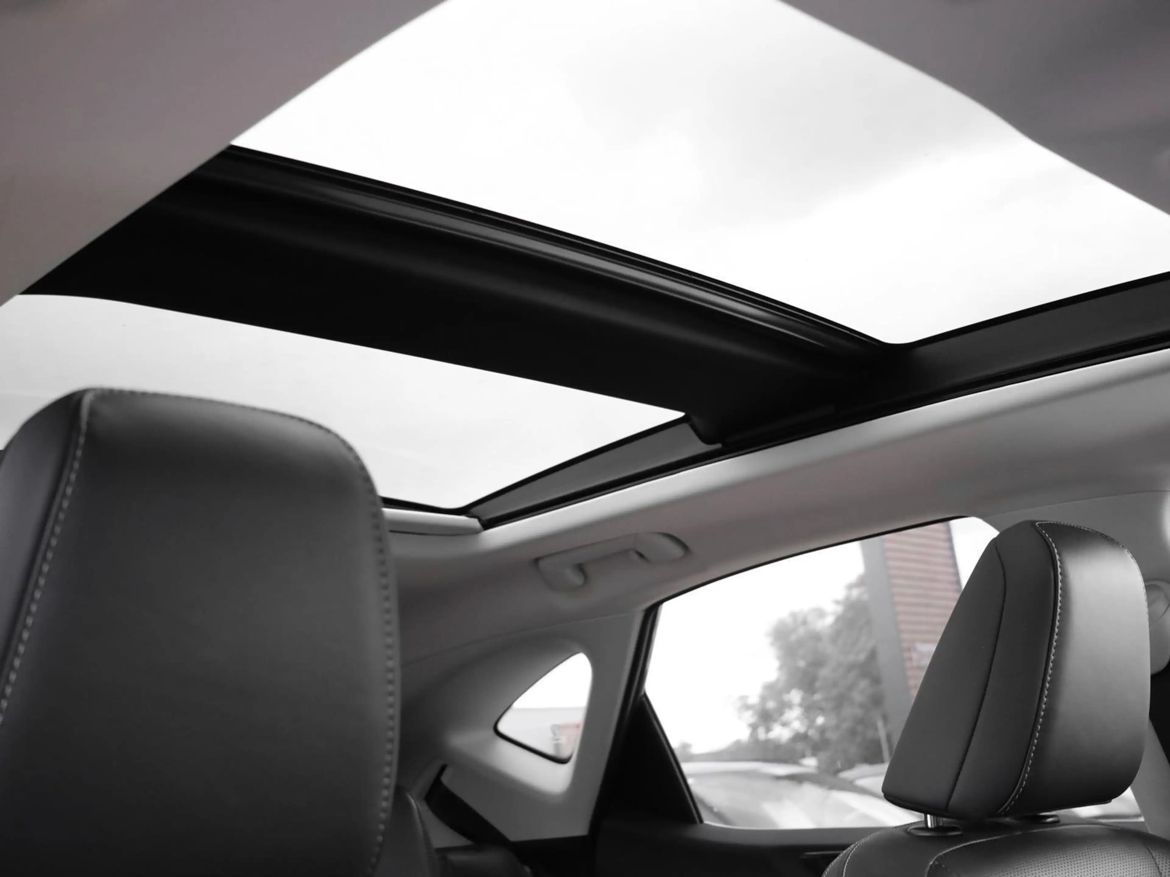 Lexus NX 350h 350h Executive  PANO NAVI SHZ PDC LRH KLIMA LM — photo 9