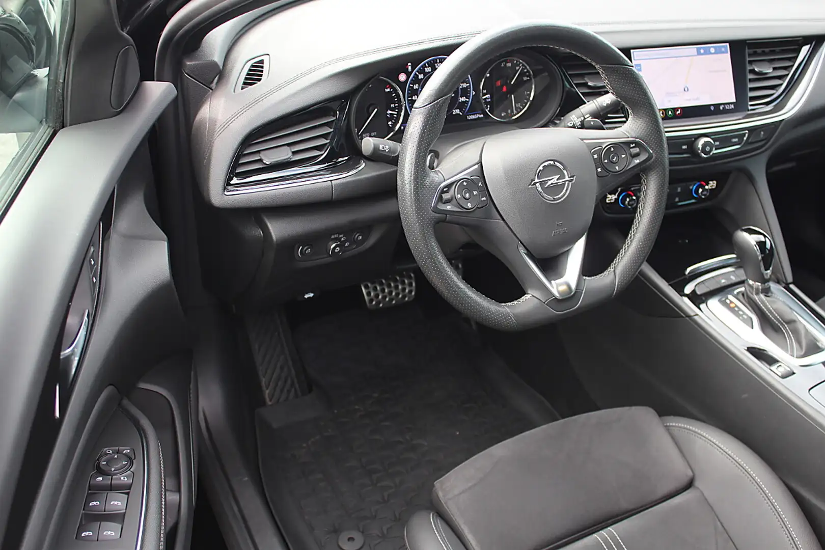 Opel Insignia GS 2,0 CDTI DVH Ultimate Aut. RFK AHK iLUX LED ... Schwarz - 2