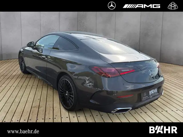 Mercedes-Benz Cle view 3