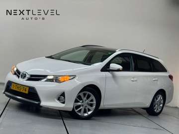 Touring Sports 1.8 Hybrid Lease Pano Cruise Camera