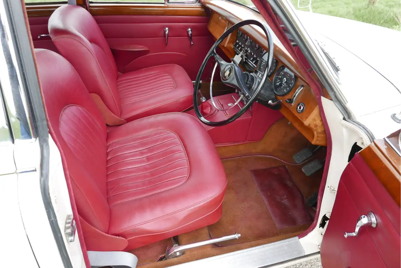 Jaguar 240 Overdrive, foto 5