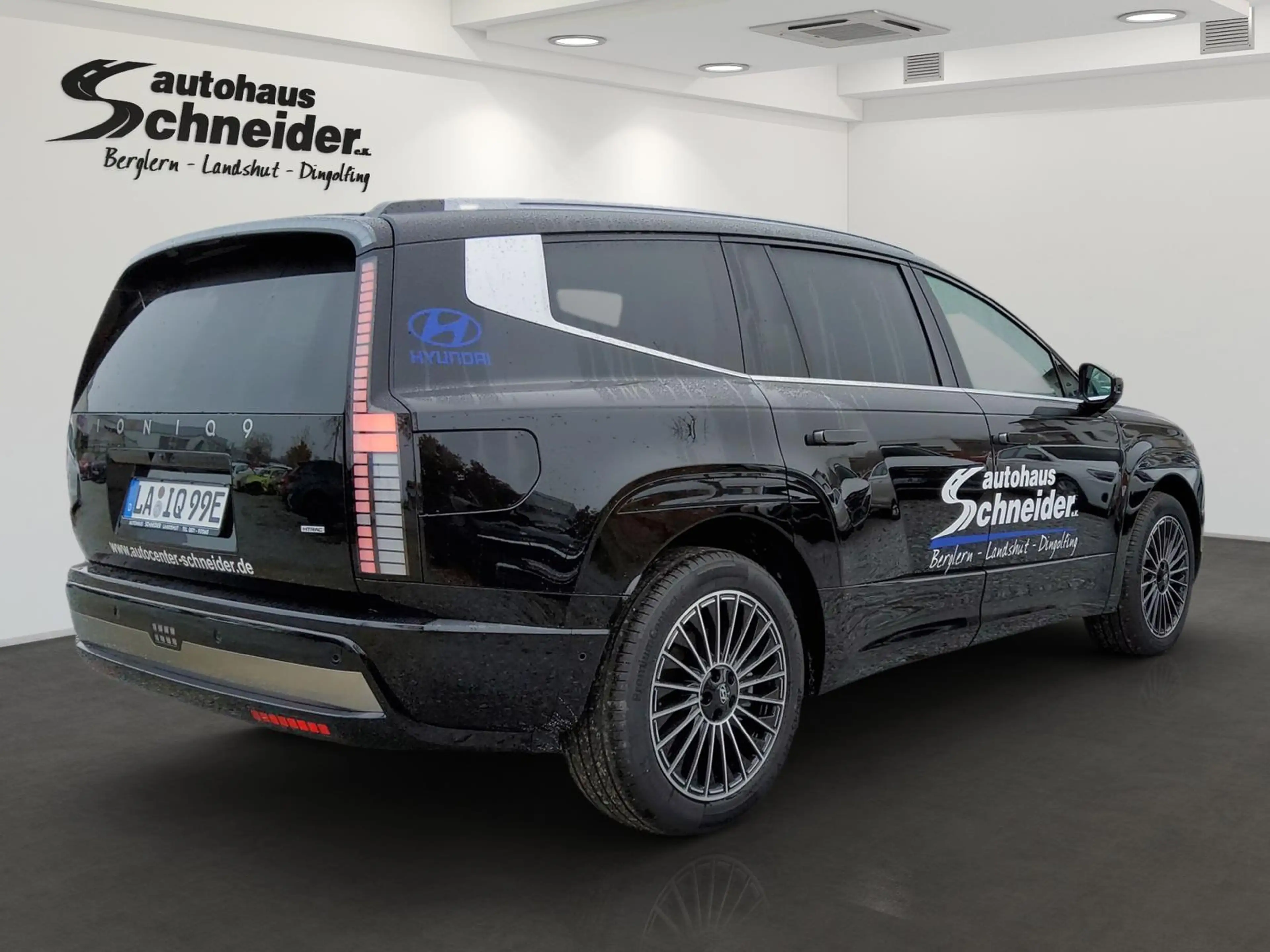 Hyundai IONIQ 9 110 kWh 4WD UNIQ 7-Sitzer MATRIX/360°/BOSE/ACC — photo 3