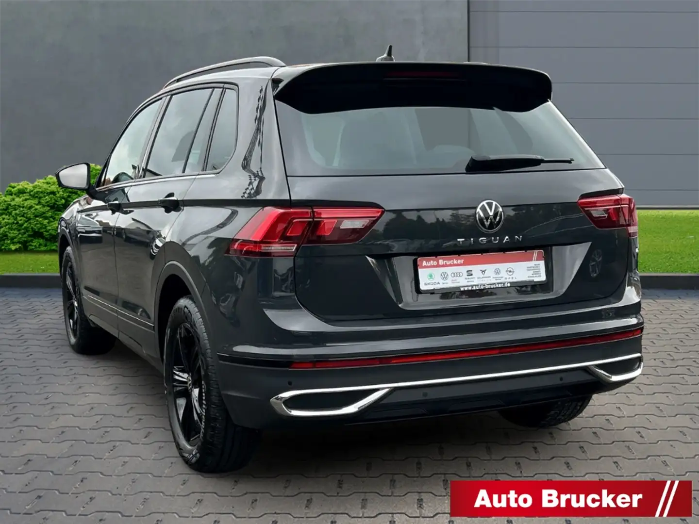 Volkswagen Tiguan Life 1.5 TSI+AHK+NAVI+SHZ+LED+3-Zonen-Klimaanlage Gris - 2