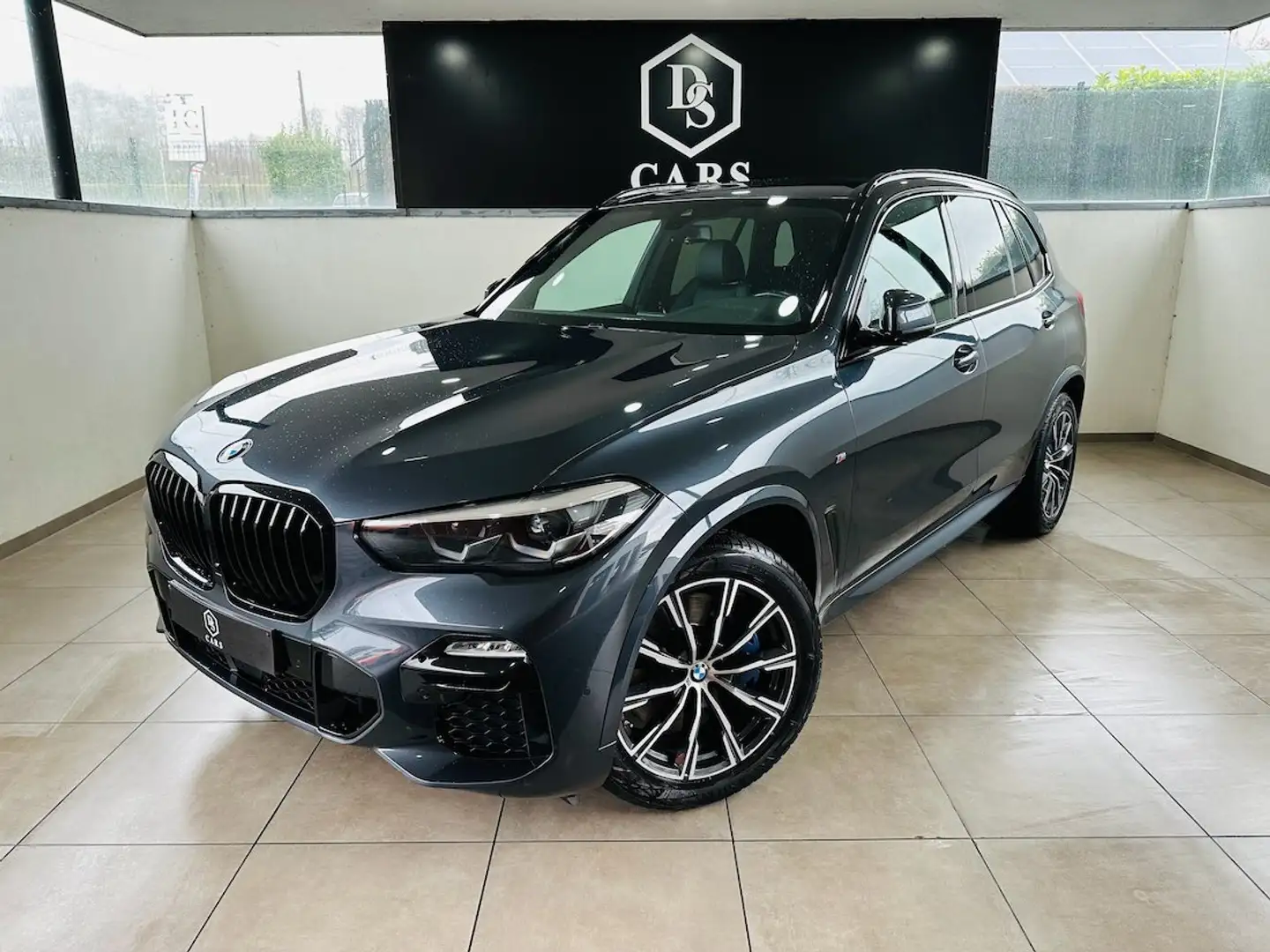 BMW X5 3.0 dA *** GARANTIE + PACK M + GPS + LED + CUIR ** Grijs - 2