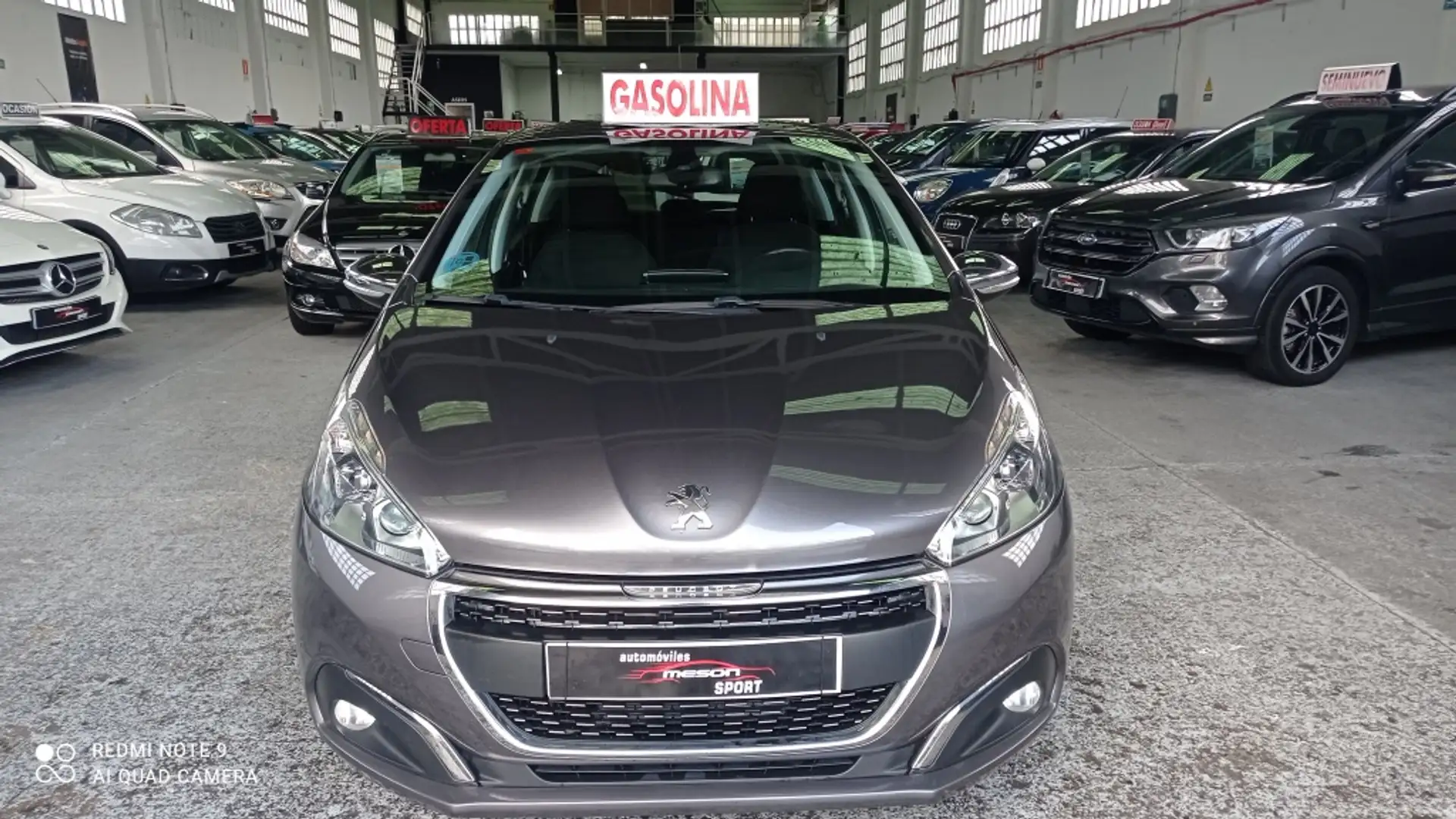 Peugeot 208 1.2 PureTech S&S Tech Edition EAT6 110 Euro 6.2 Beige - 1