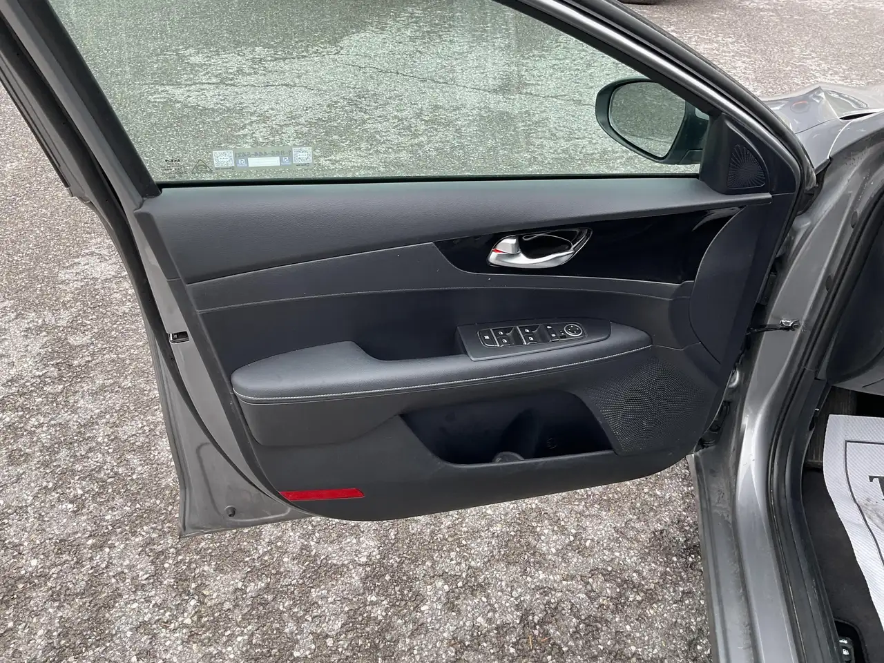 Kia Forte снимка Kia Forte