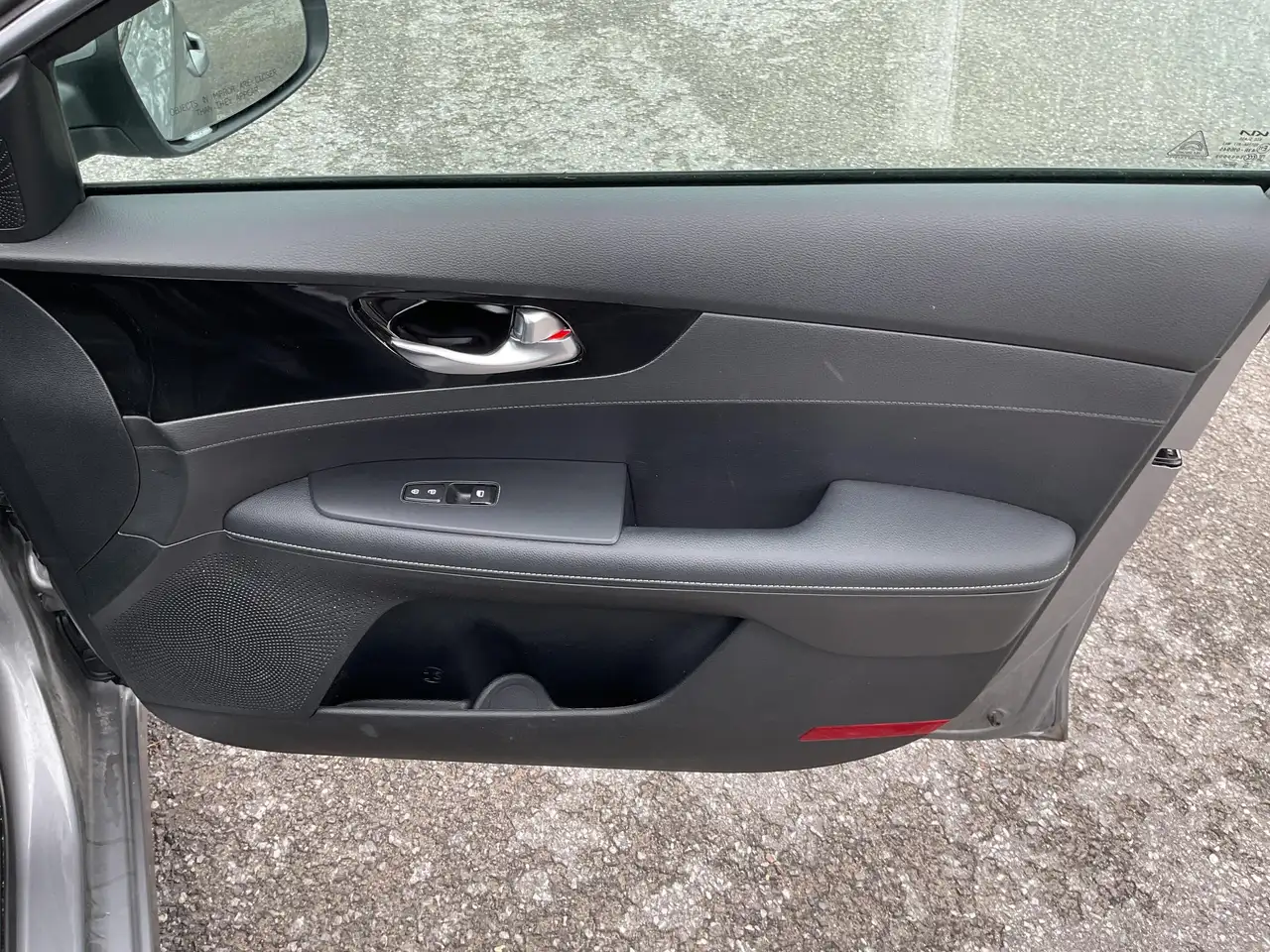 Kia Forte снимка Kia Forte
