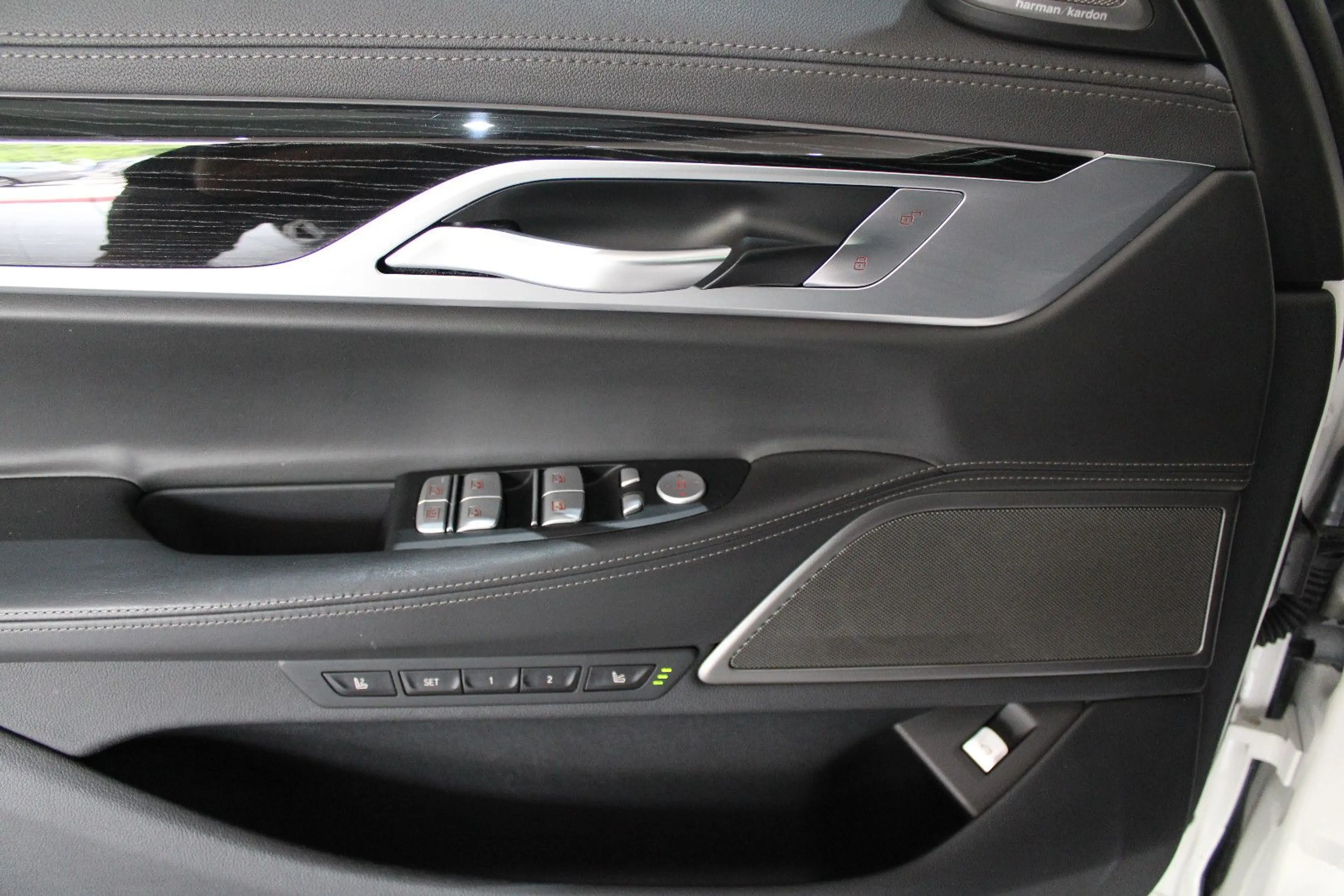 BMW 740 d xDrive M-SPORTPAKET INDIVIDUAL *EURO 6 &DPF — photo 11