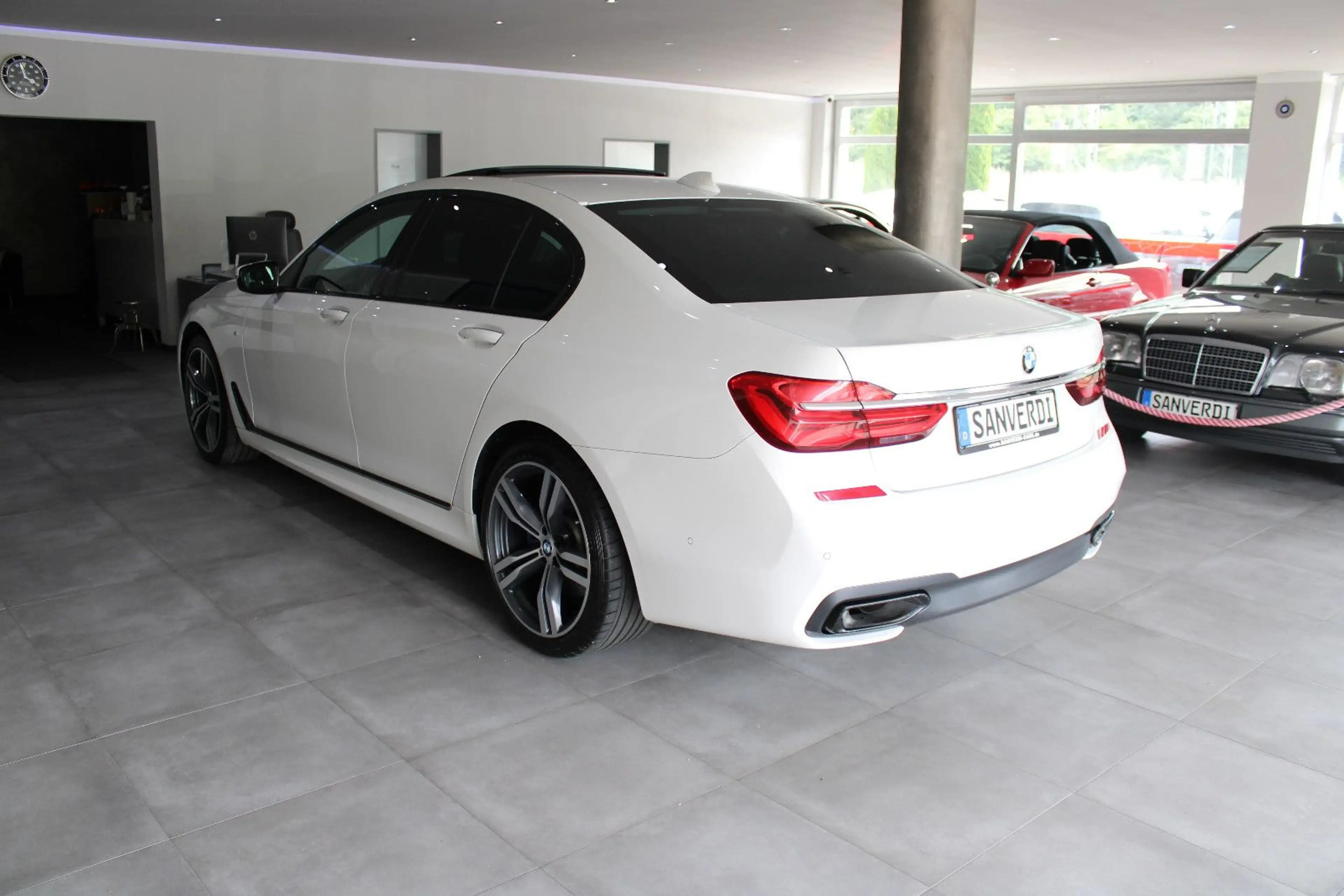 BMW 740 d xDrive M-SPORTPAKET INDIVIDUAL *EURO 6 &DPF — photo 15