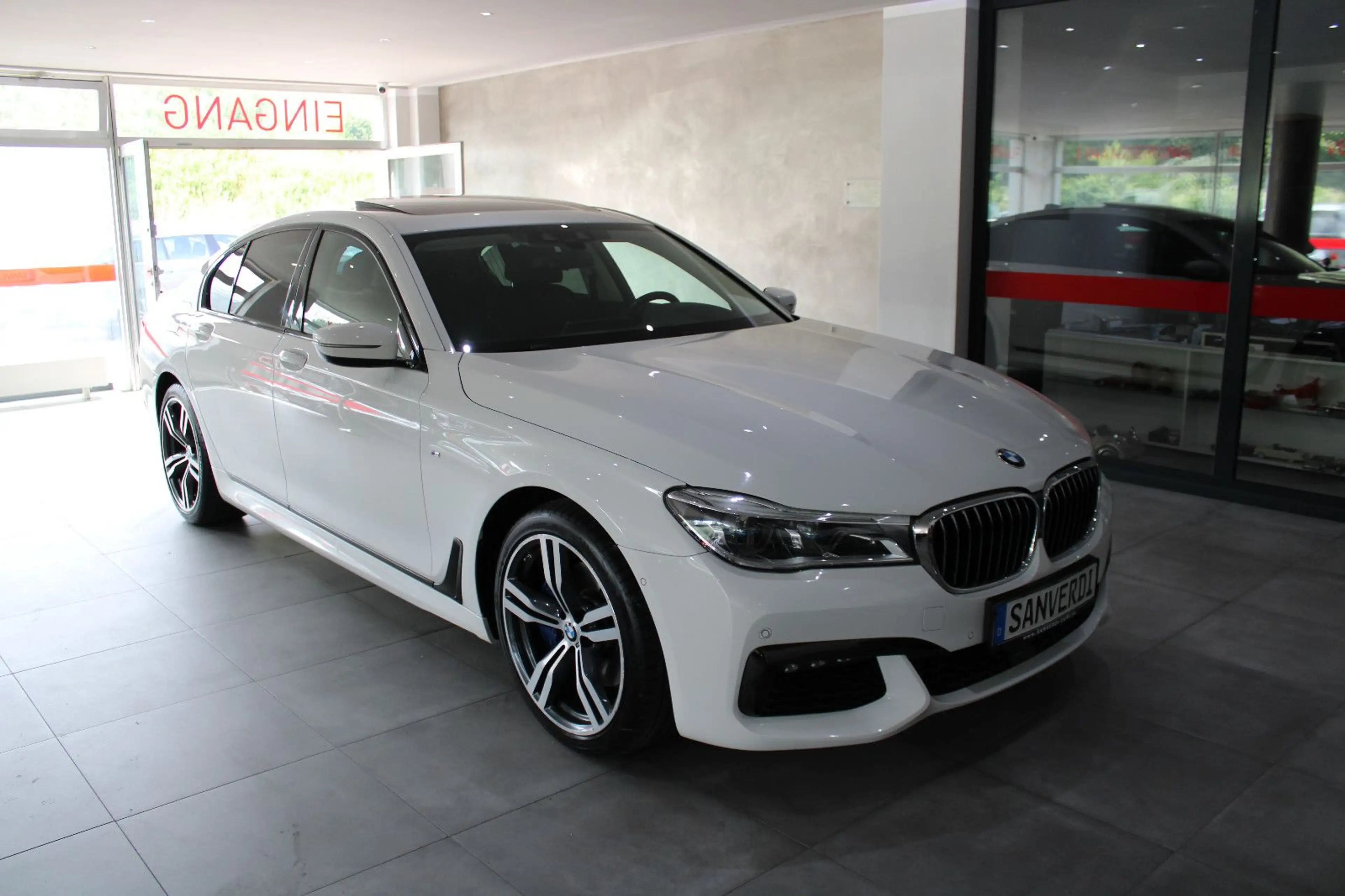 BMW 740 d xDrive M-SPORTPAKET INDIVIDUAL *EURO 6 &DPF — photo 2