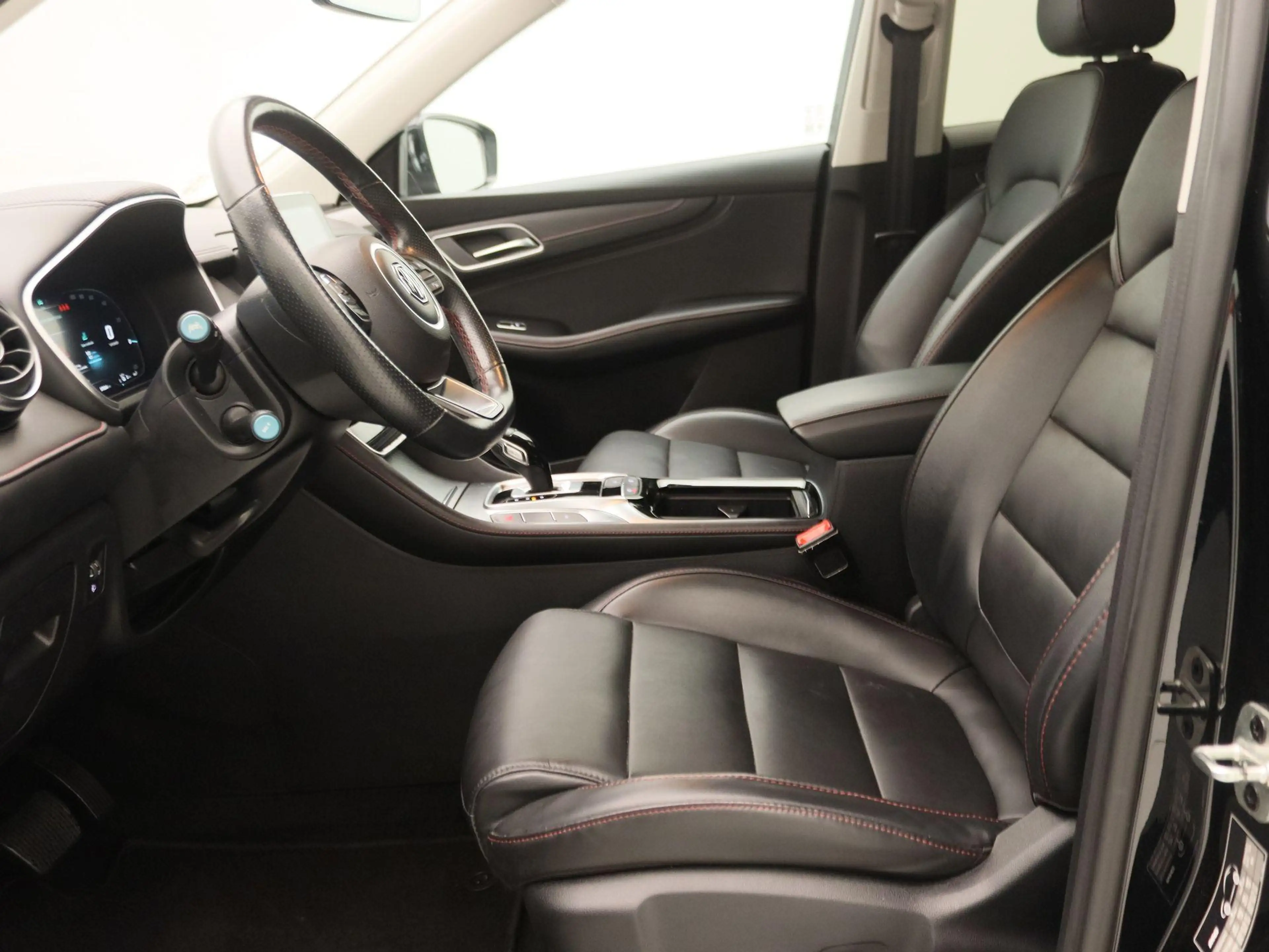 MG EHS 1.5 TGDI Luxury | Leder | Camera | Carplay | — photo 12