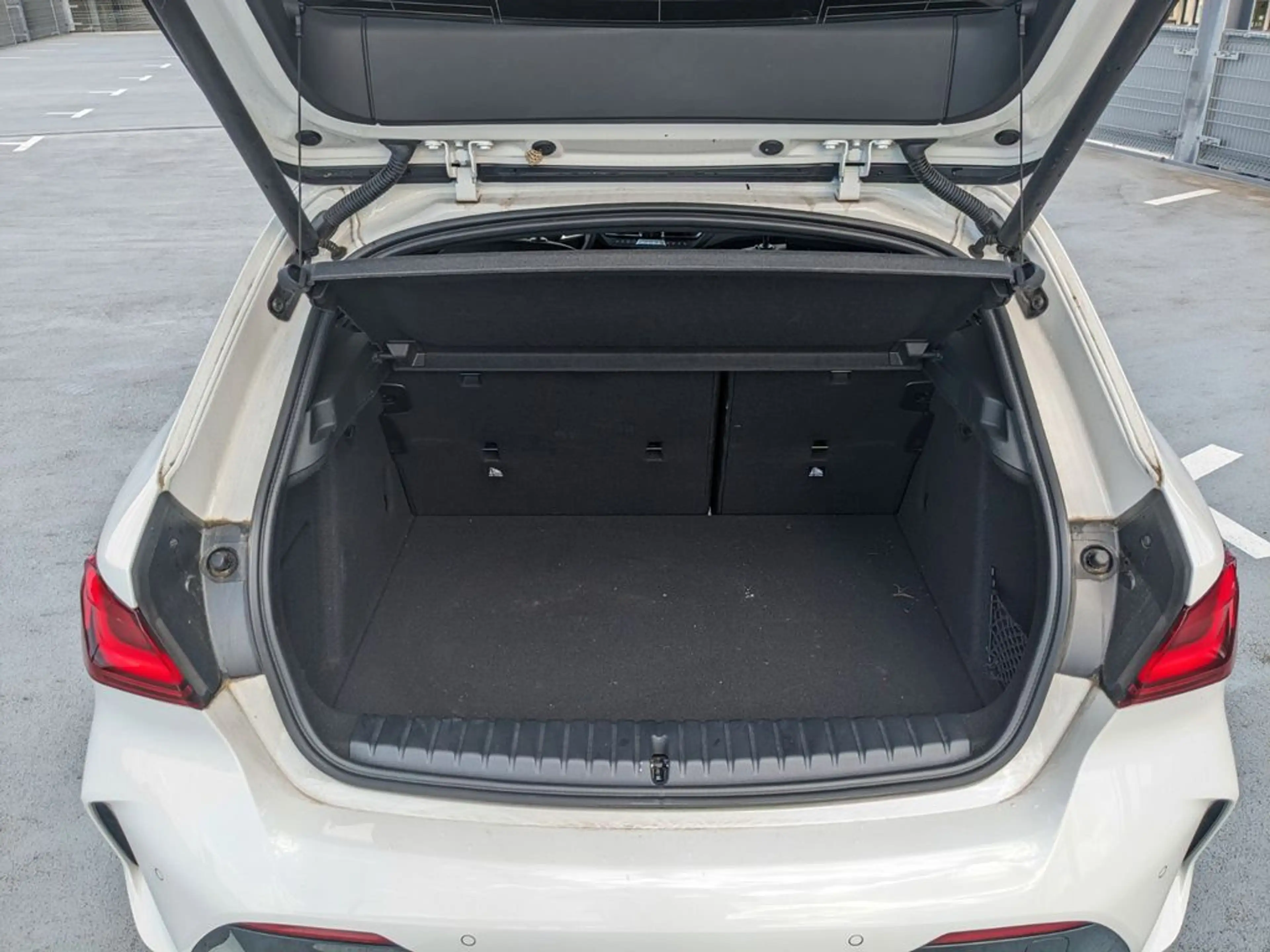 BMW 120 120 d xDrive M Sport — photo 15