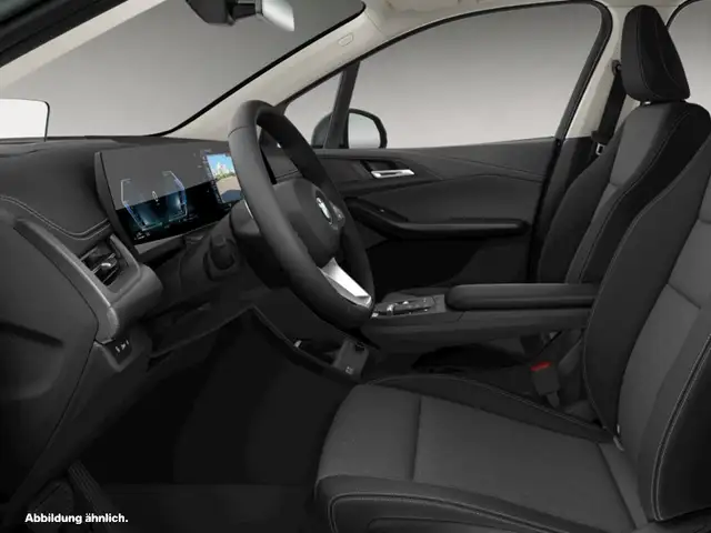 BMW 2 Series view 3