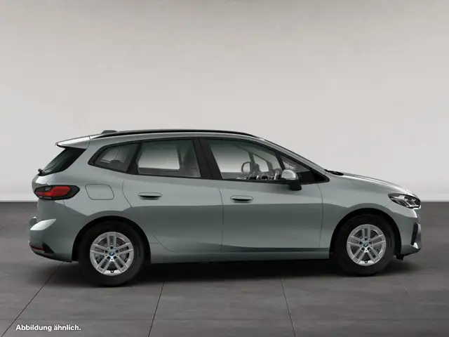 BMW 2 Series view 8