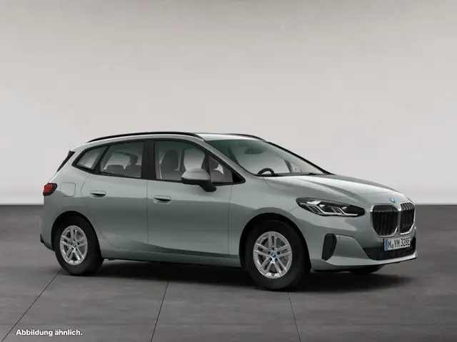 BMW 2 Series view 9