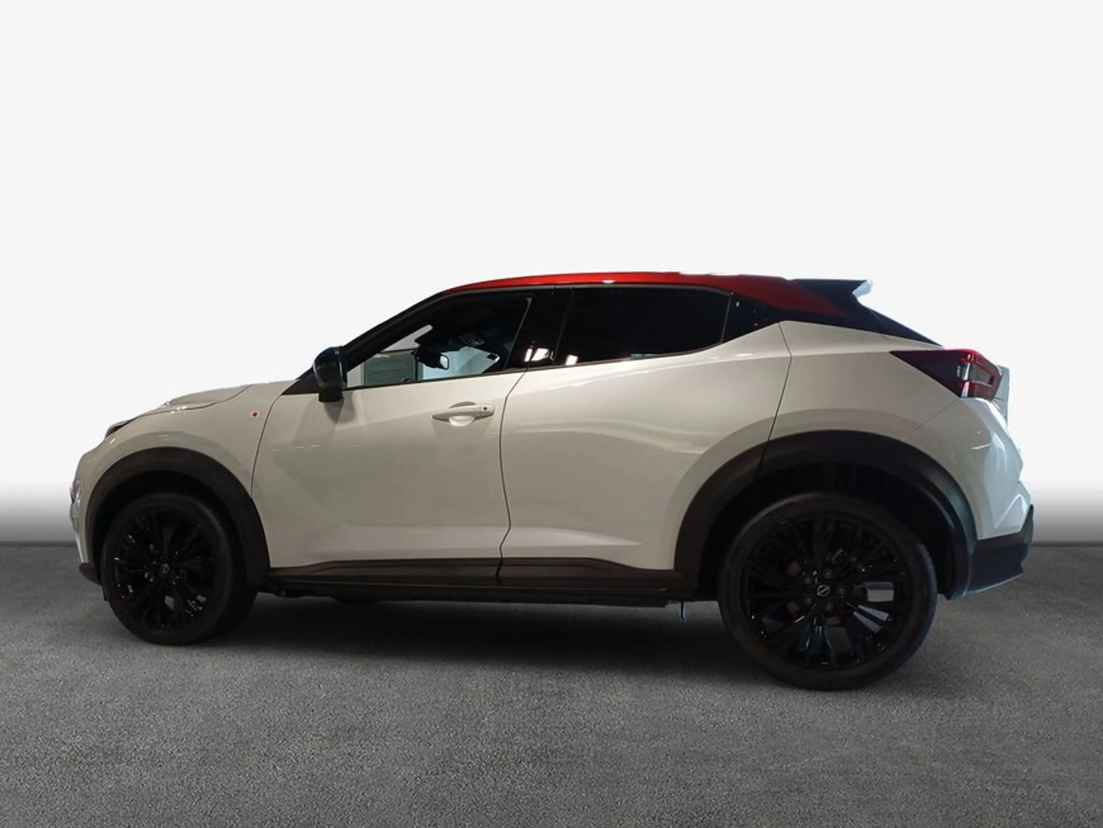Nissan Juke 1.0 DIG-T DCT Redline Edition 84 kW, 5-türig — photo 3