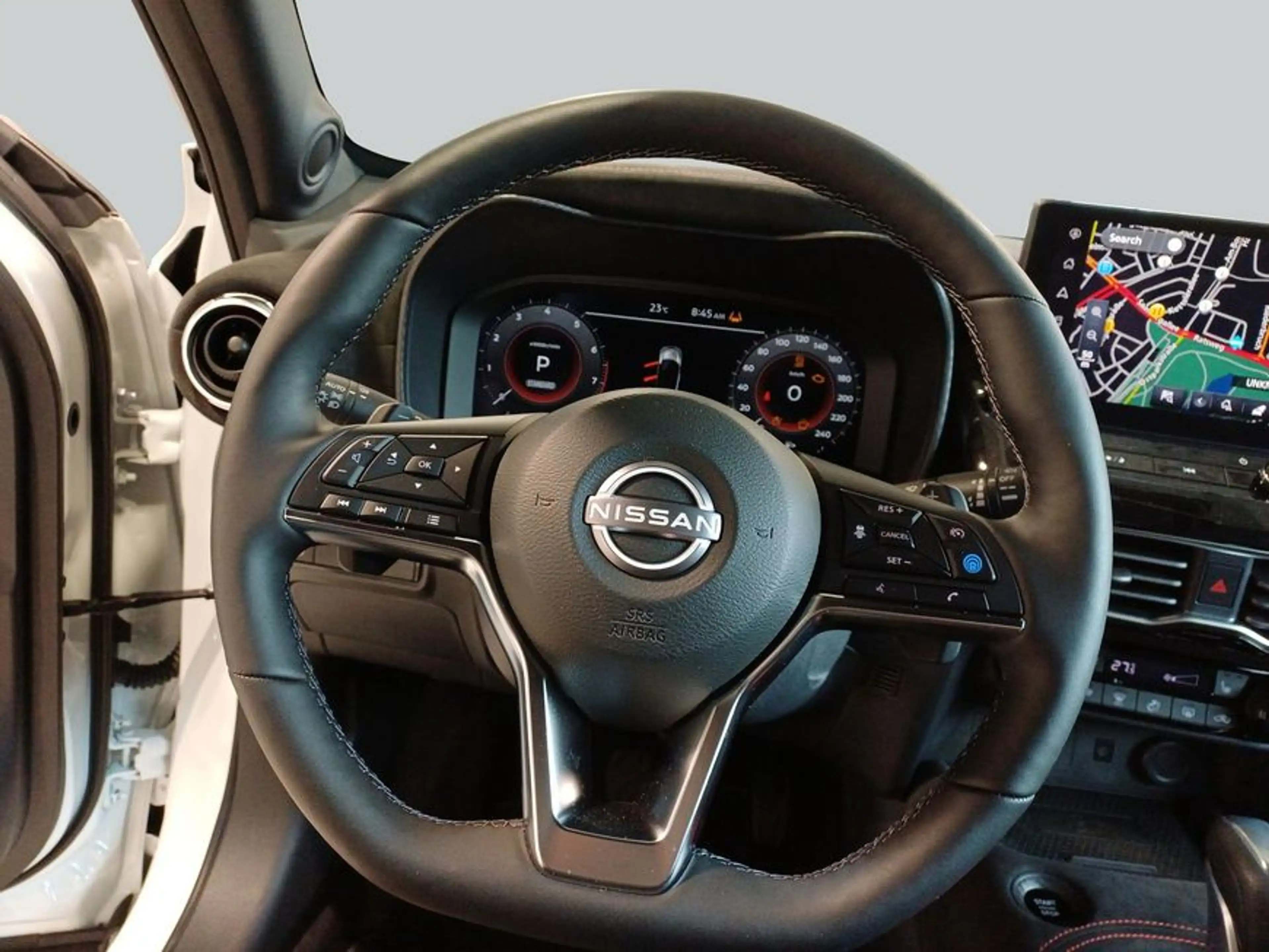 Nissan Juke 1.0 DIG-T DCT Redline Edition 84 kW, 5-türig — photo 15