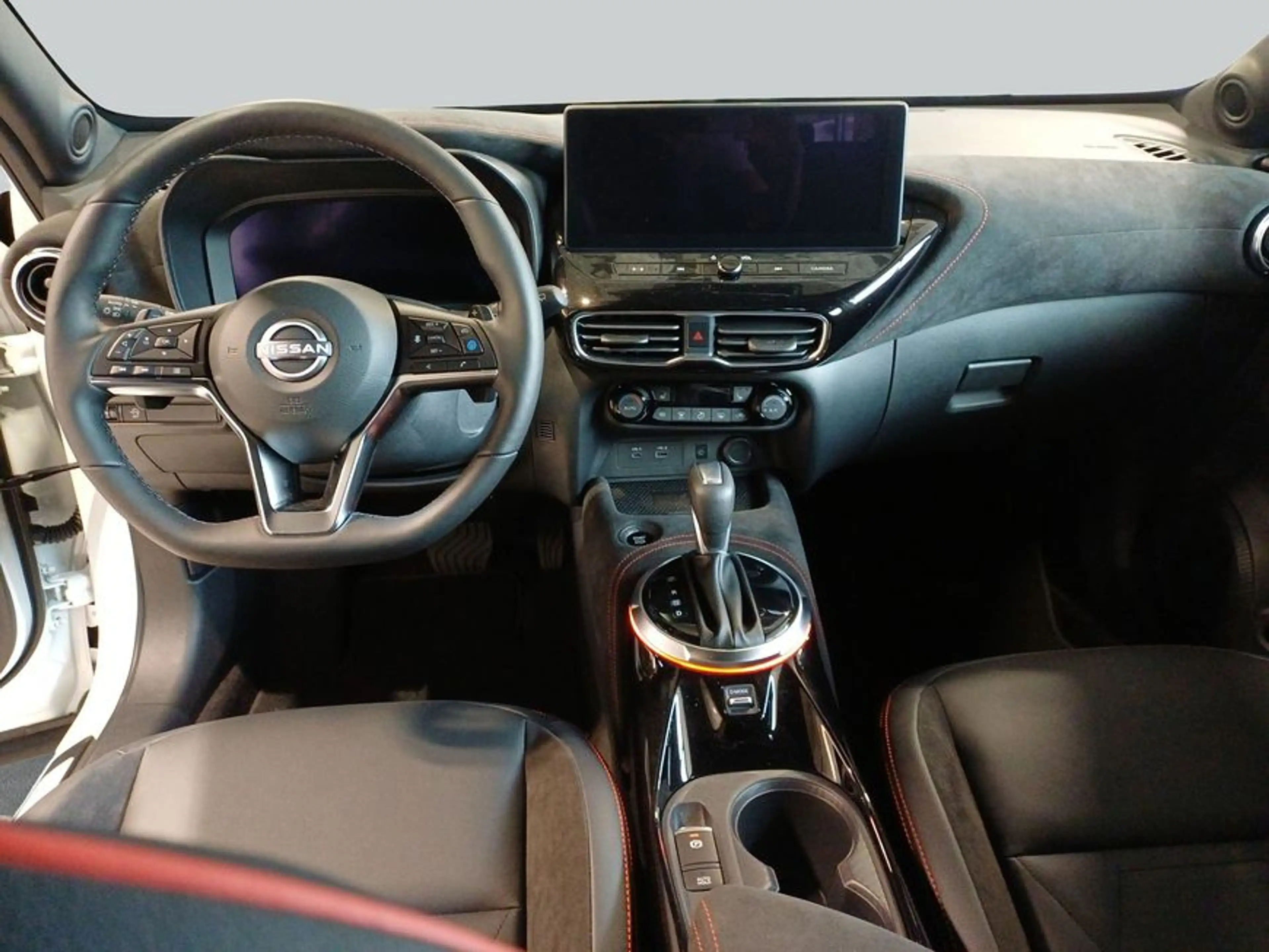 Nissan Juke 1.0 DIG-T DCT Redline Edition 84 kW, 5-türig — photo 12